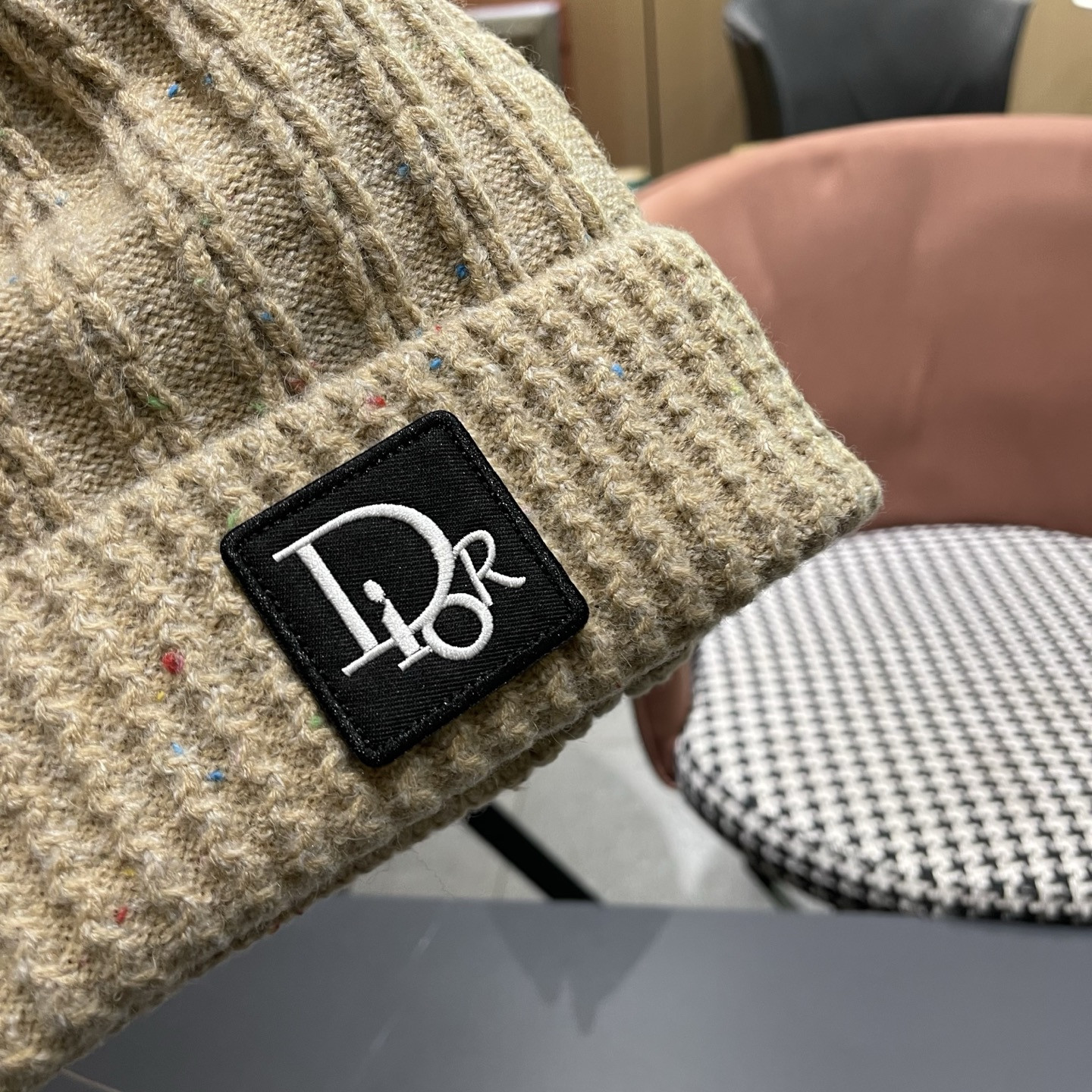 D10r beanie