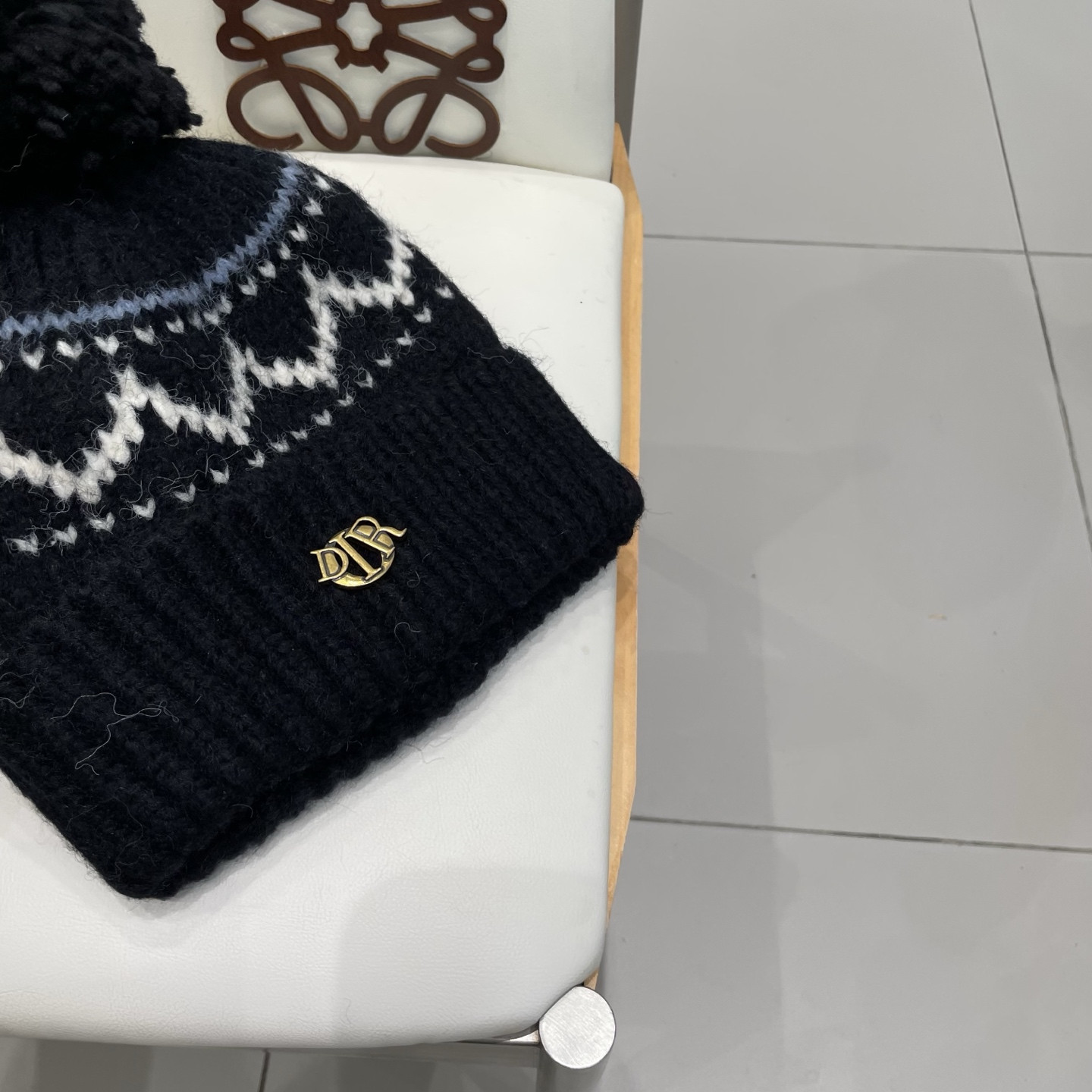 D10r beanie