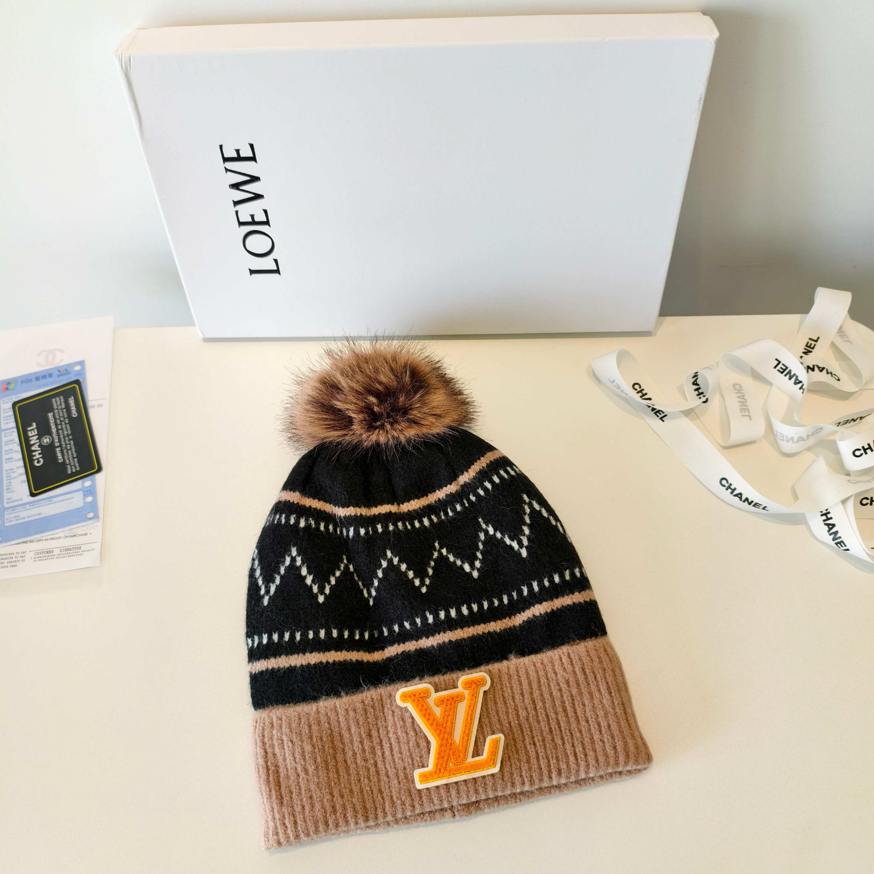 l0vis Vvtt0n beanie