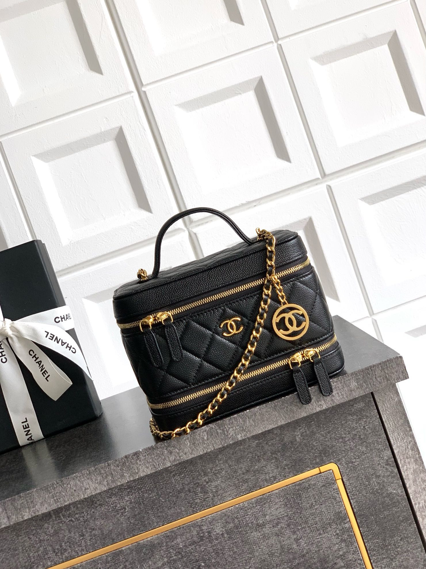 Ch**el Leather Cosmetic  Black Bag 17x9.5x9cm