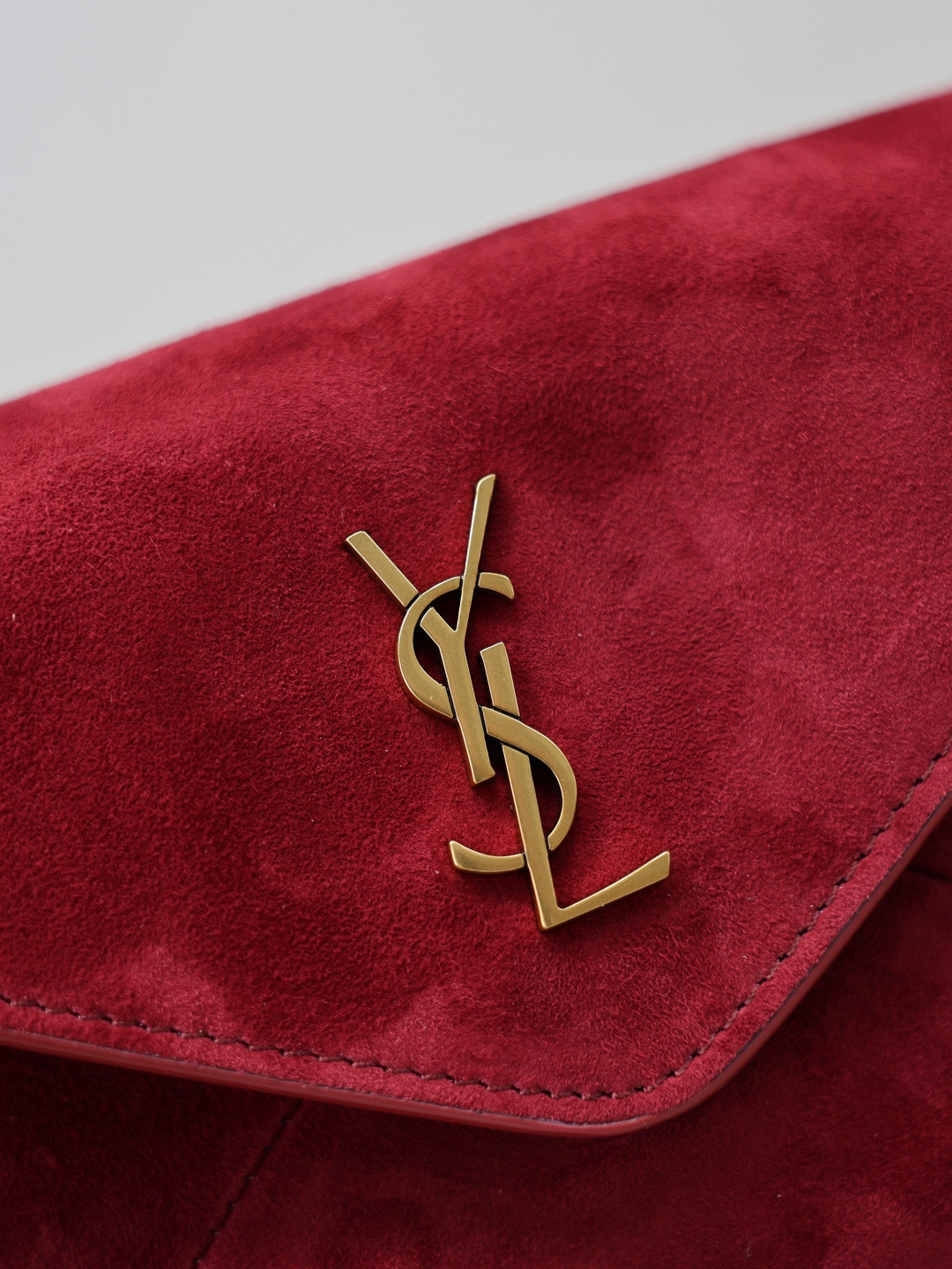 Y51 CASSANDRE Chain Clutch 19x12x3cm