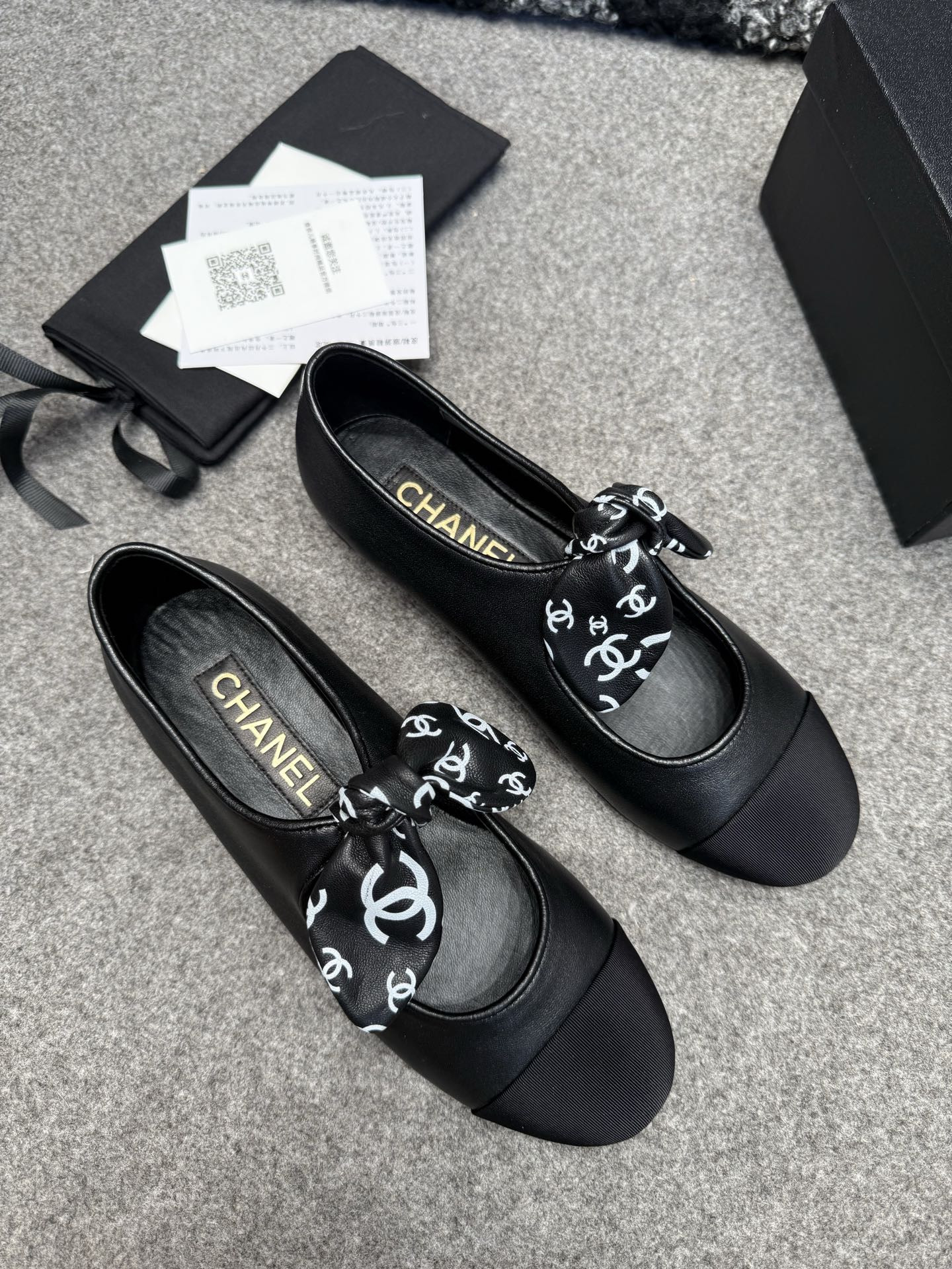 ua Ch**el mary janes