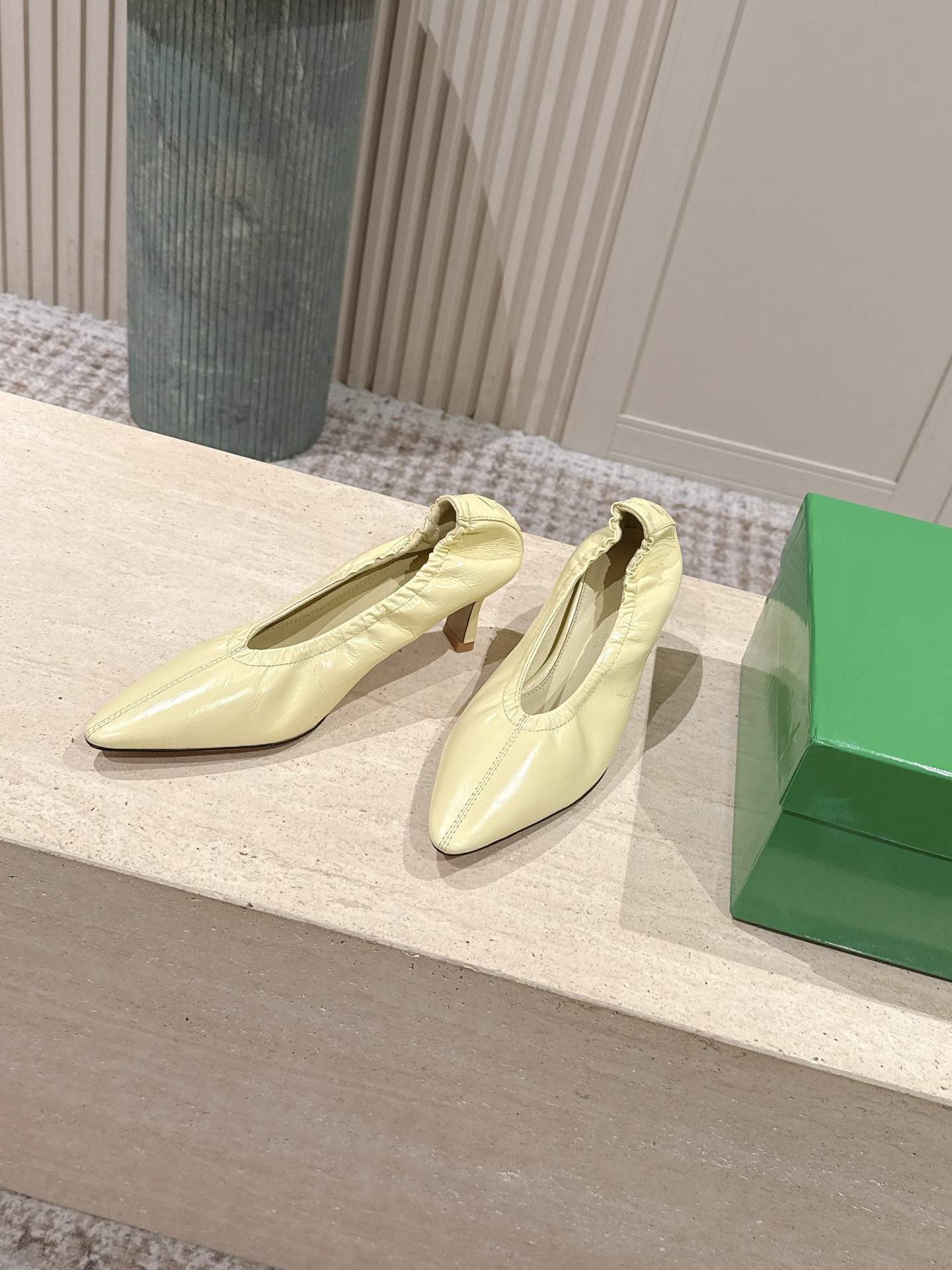 UA Bottega Veneta Sofia Pump