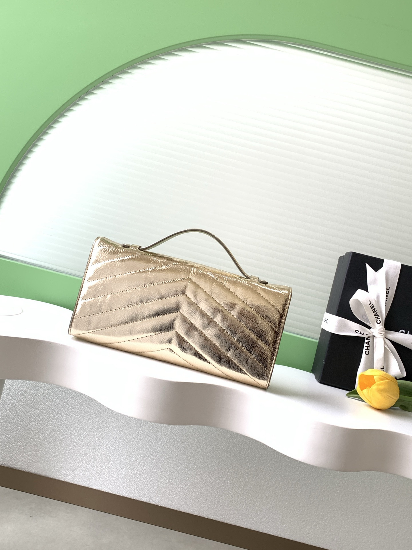 Chanel Holiday Collection Clutch 10x26x5cm