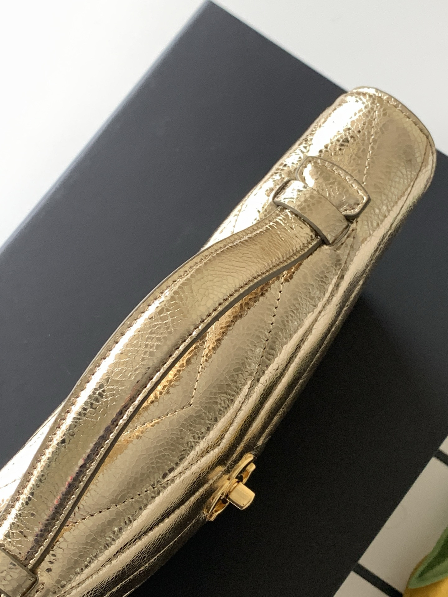 Chanel Holiday Collection Clutch 10x26x5cm