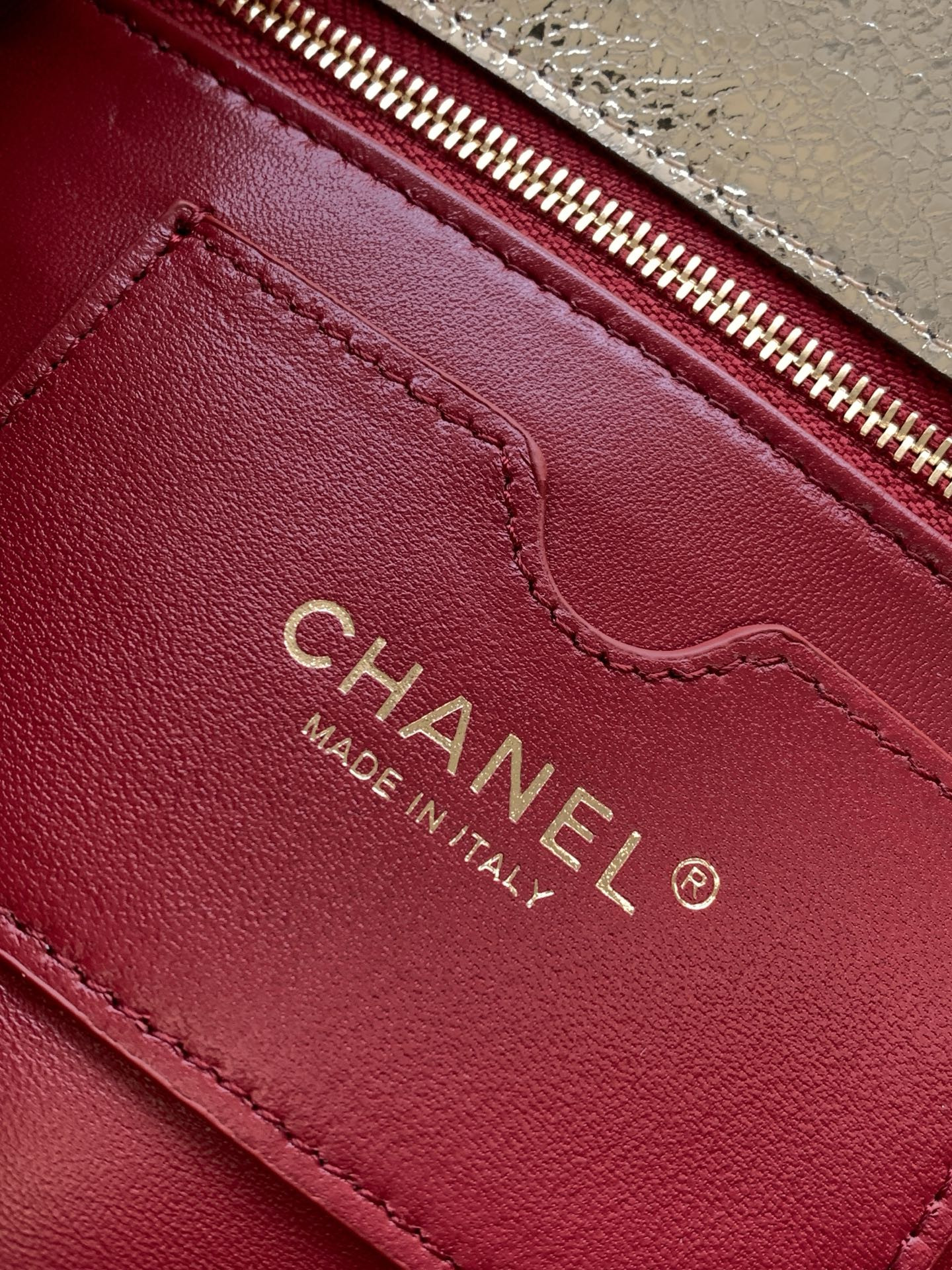 Chanel Holiday Collection Clutch 10x26x5cm