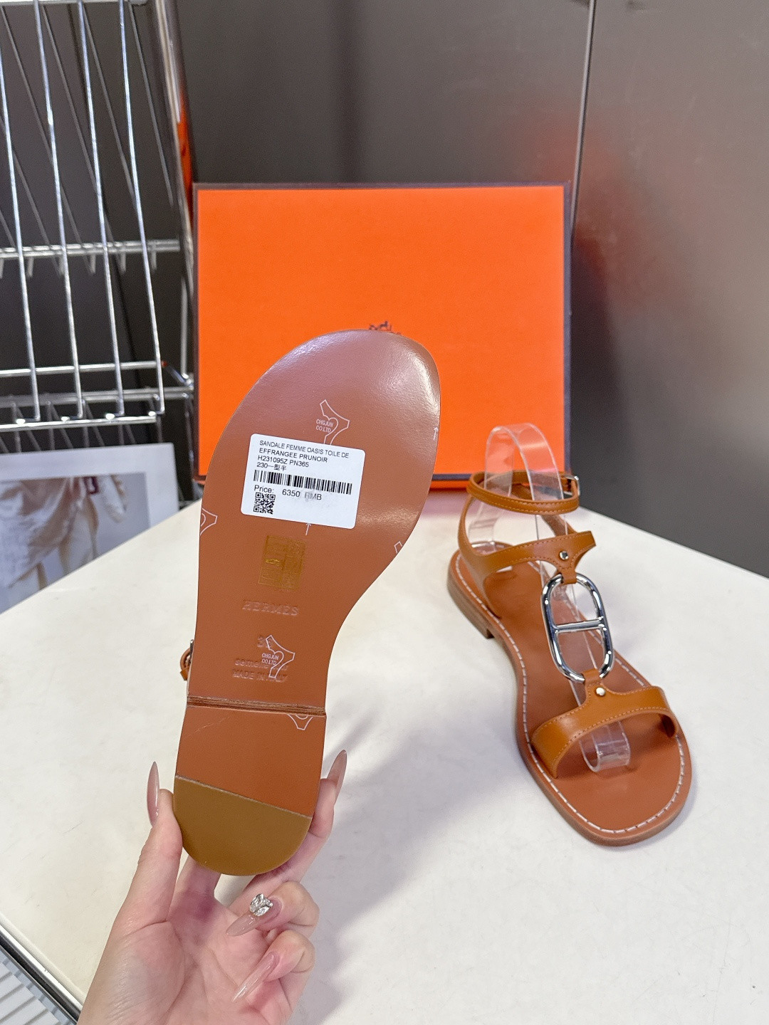 ua H**me5 marinella sandal