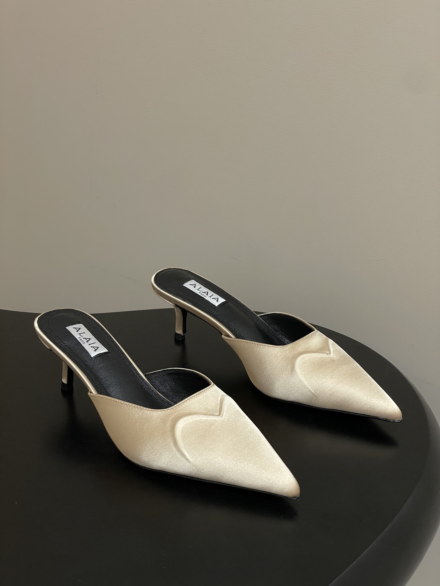 UA Alaïa Le Cœur 3D Satin Mules 6.5cm Heel