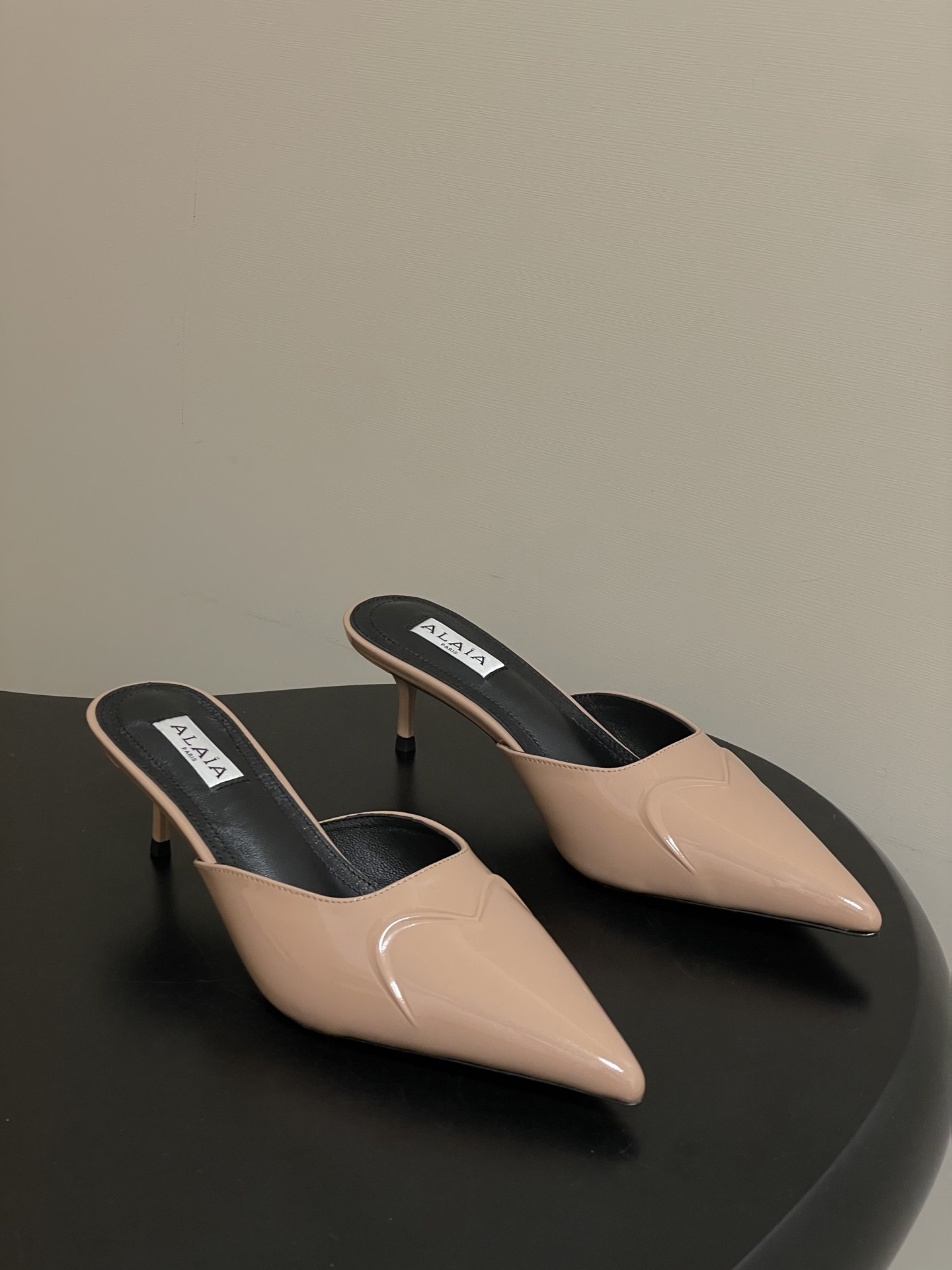 UA Alaïa Le Cœur 3D Mules 6.5cm Heel