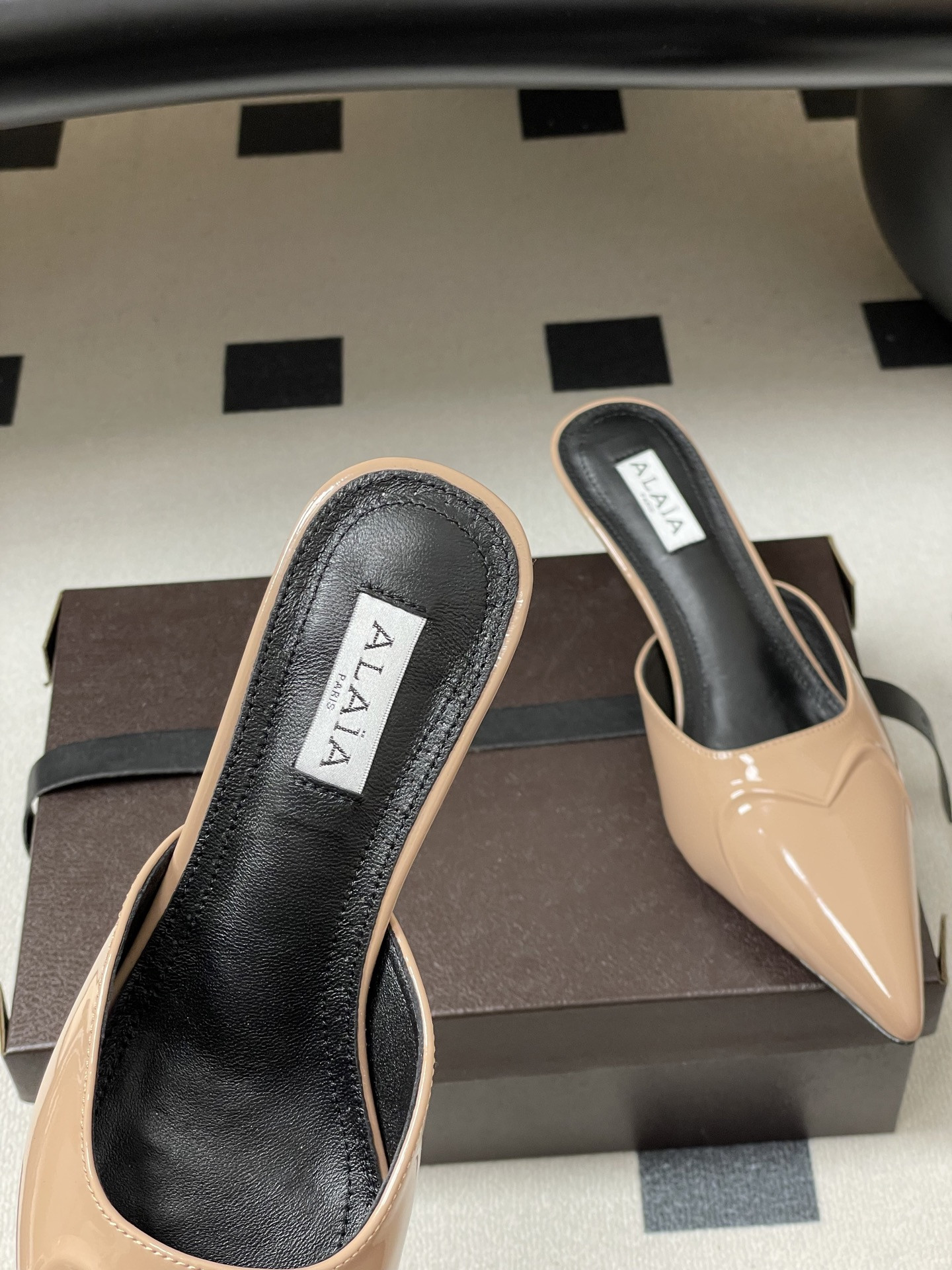 UA Alaïa Le Cœur 3D Mules 6.5cm Heel