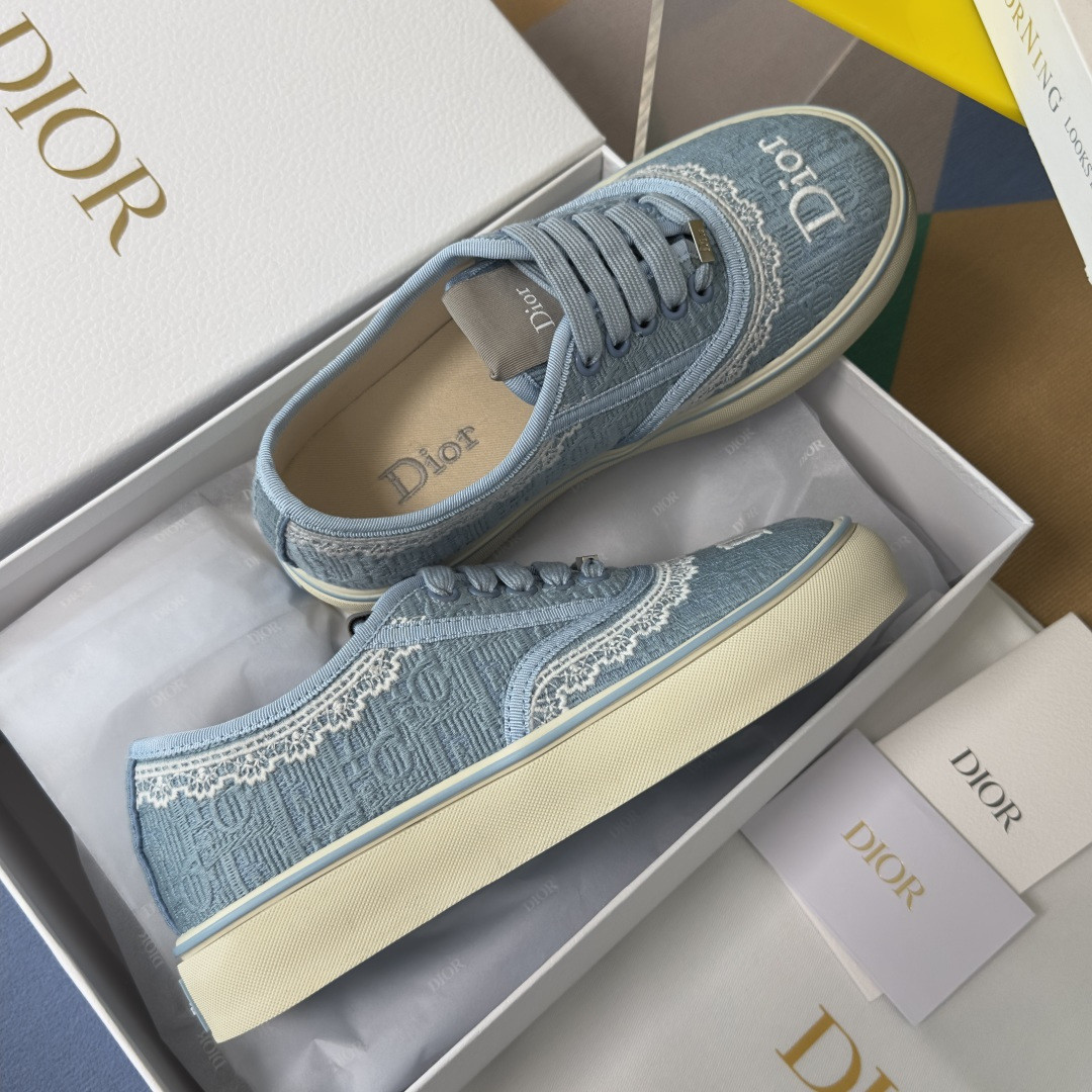 ua D10r saltwind sneaker