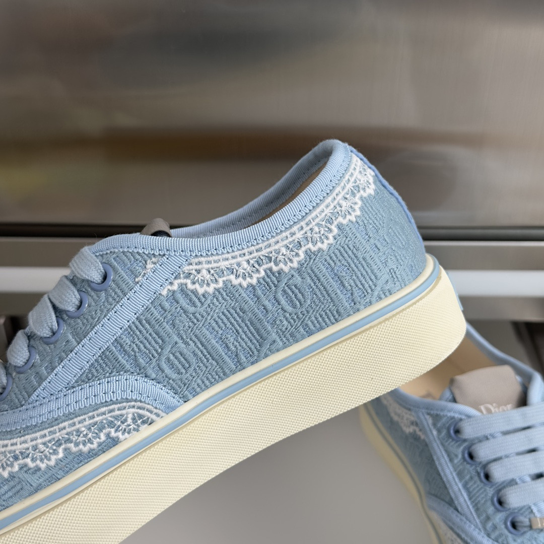 ua D10r saltwind sneaker