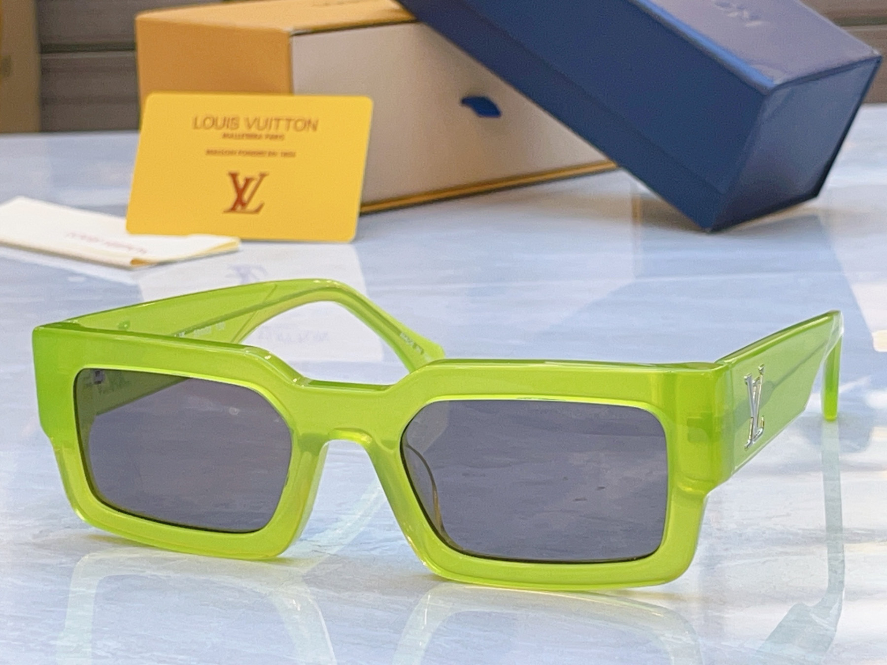 LV Glasses Z2864W 53-22-150