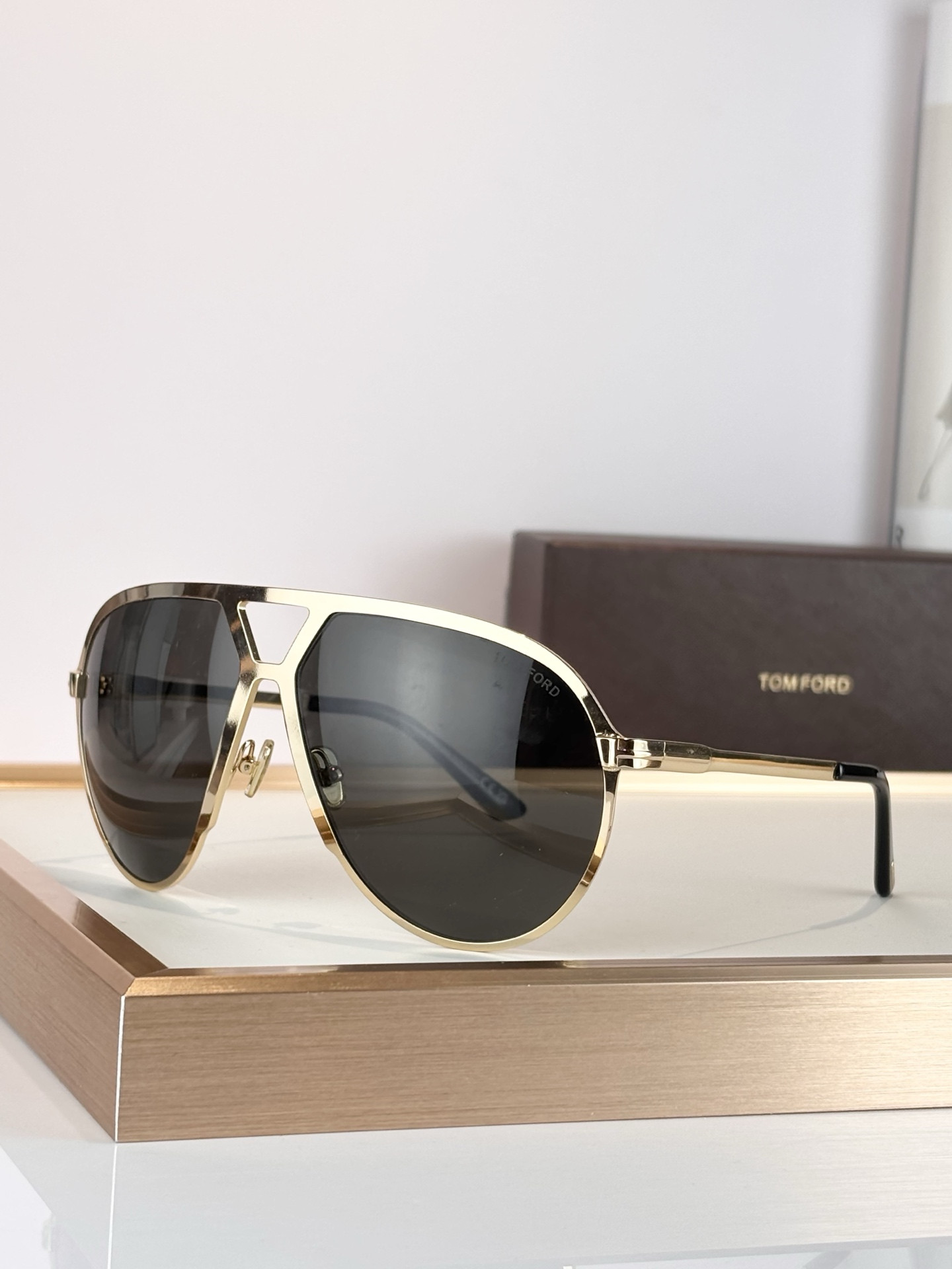 t0m F0rd glasses tf1060 64-14-135