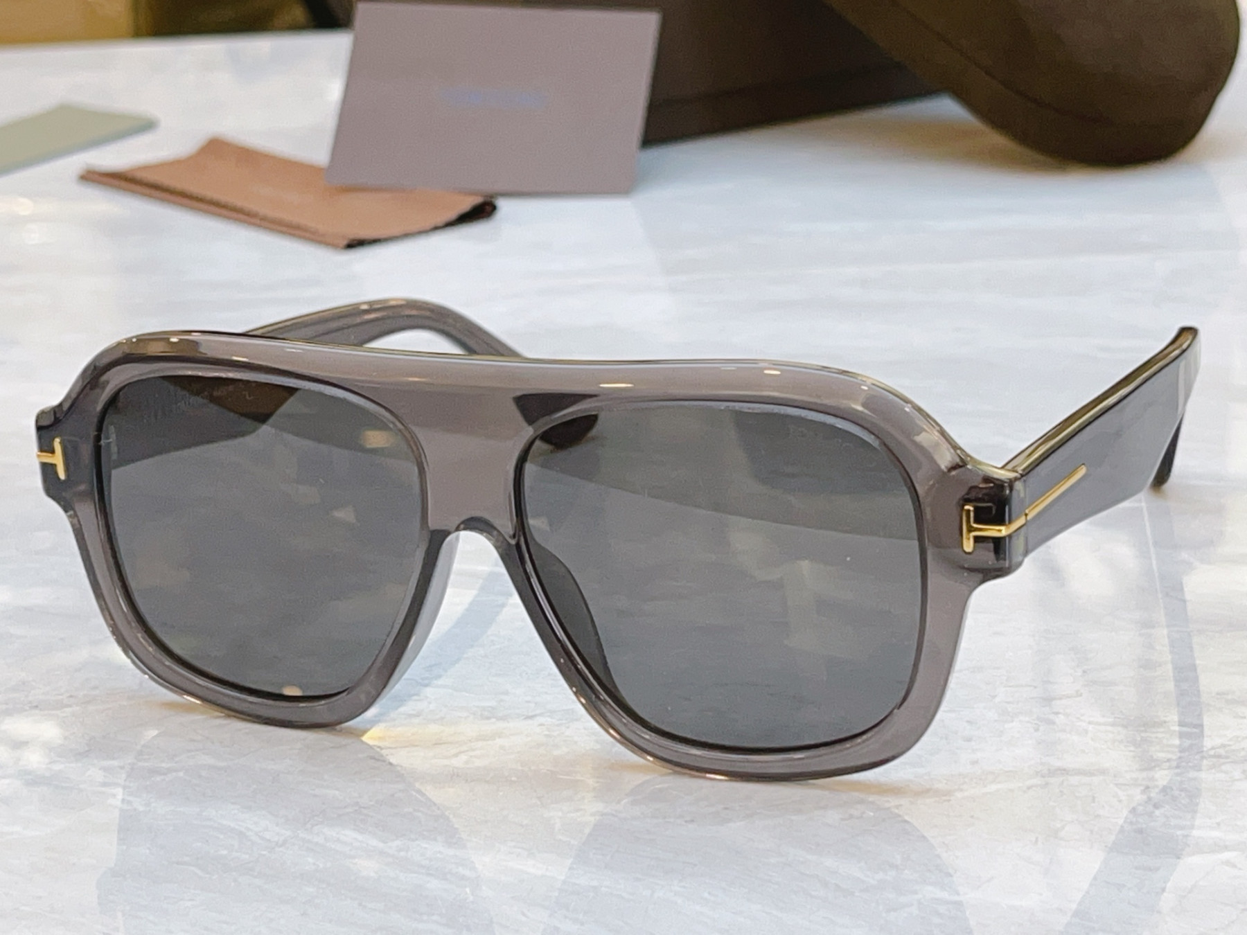 t0m F0rd glasses tf132401b 56-14-145
