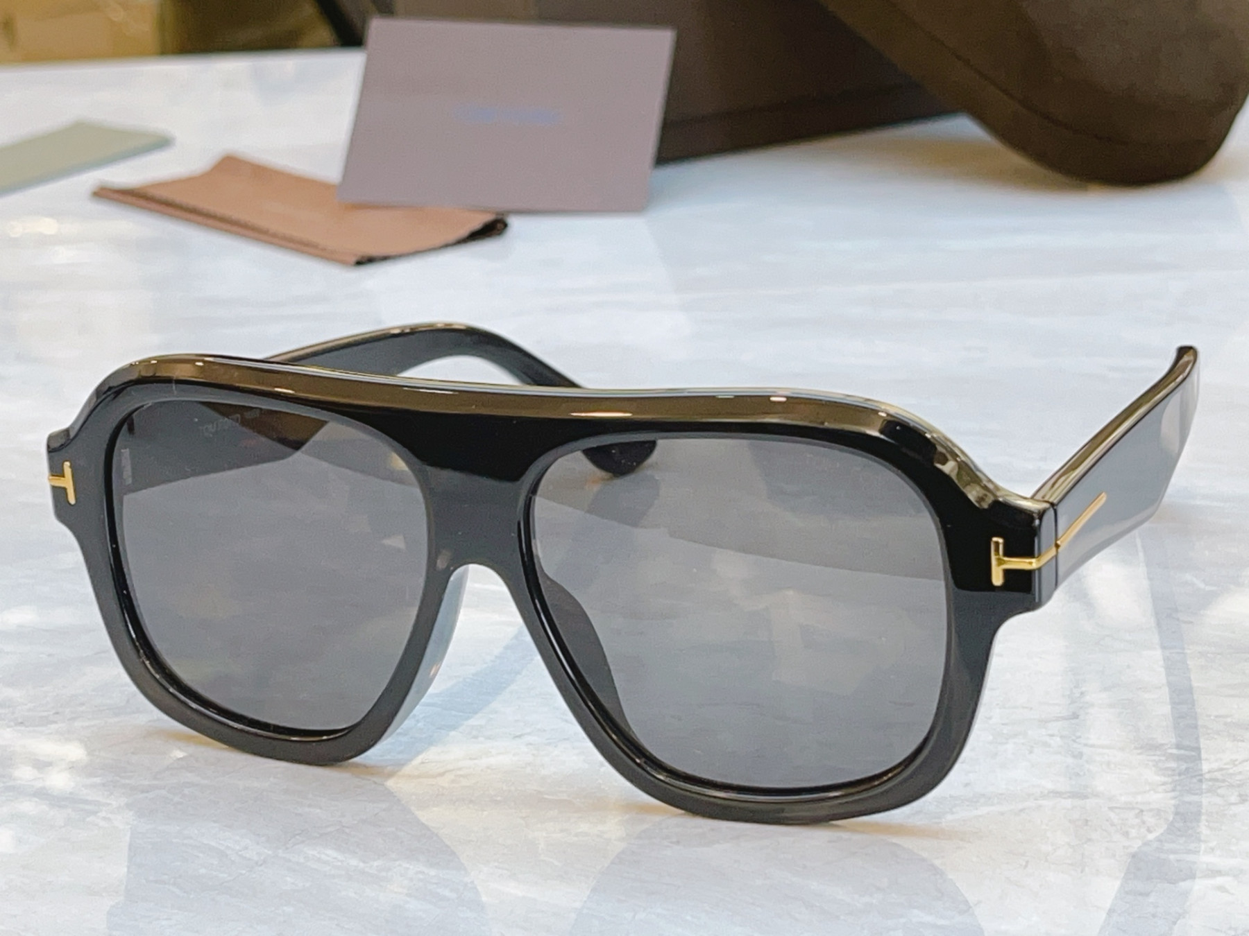 t0m F0rd glasses tf132401b 56-14-145
