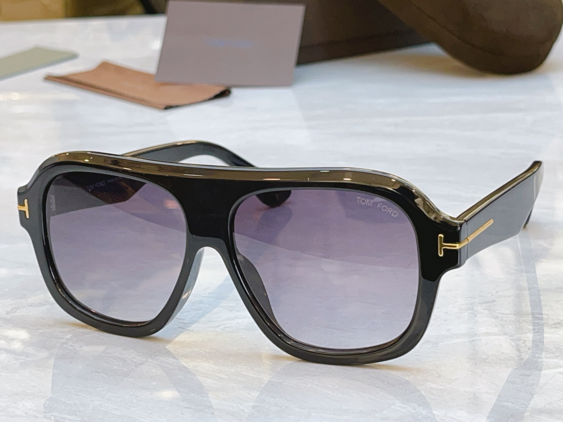 t0m F0rd glasses tf132401b 56-14-145