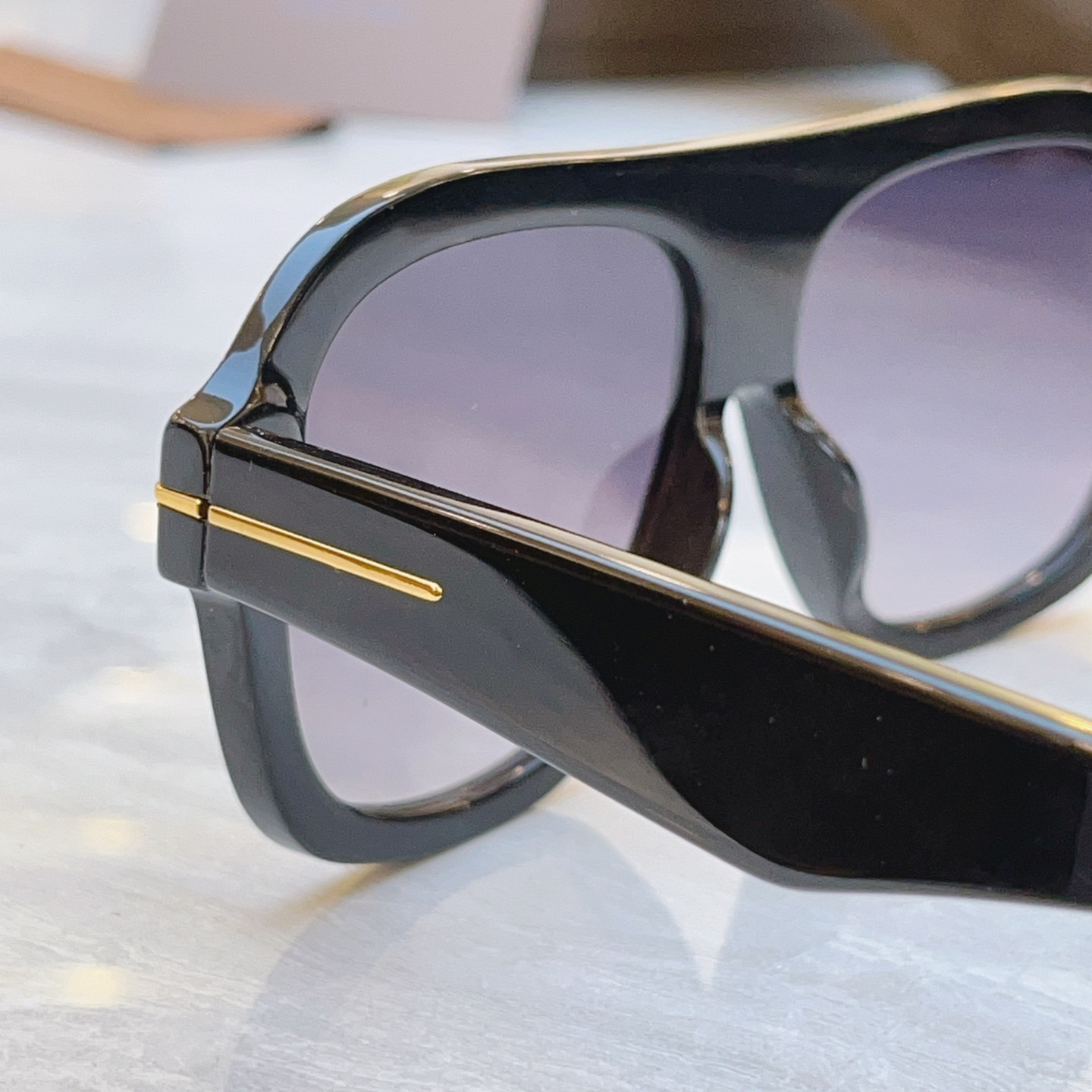 t0m F0rd glasses tf132401b 56-14-145