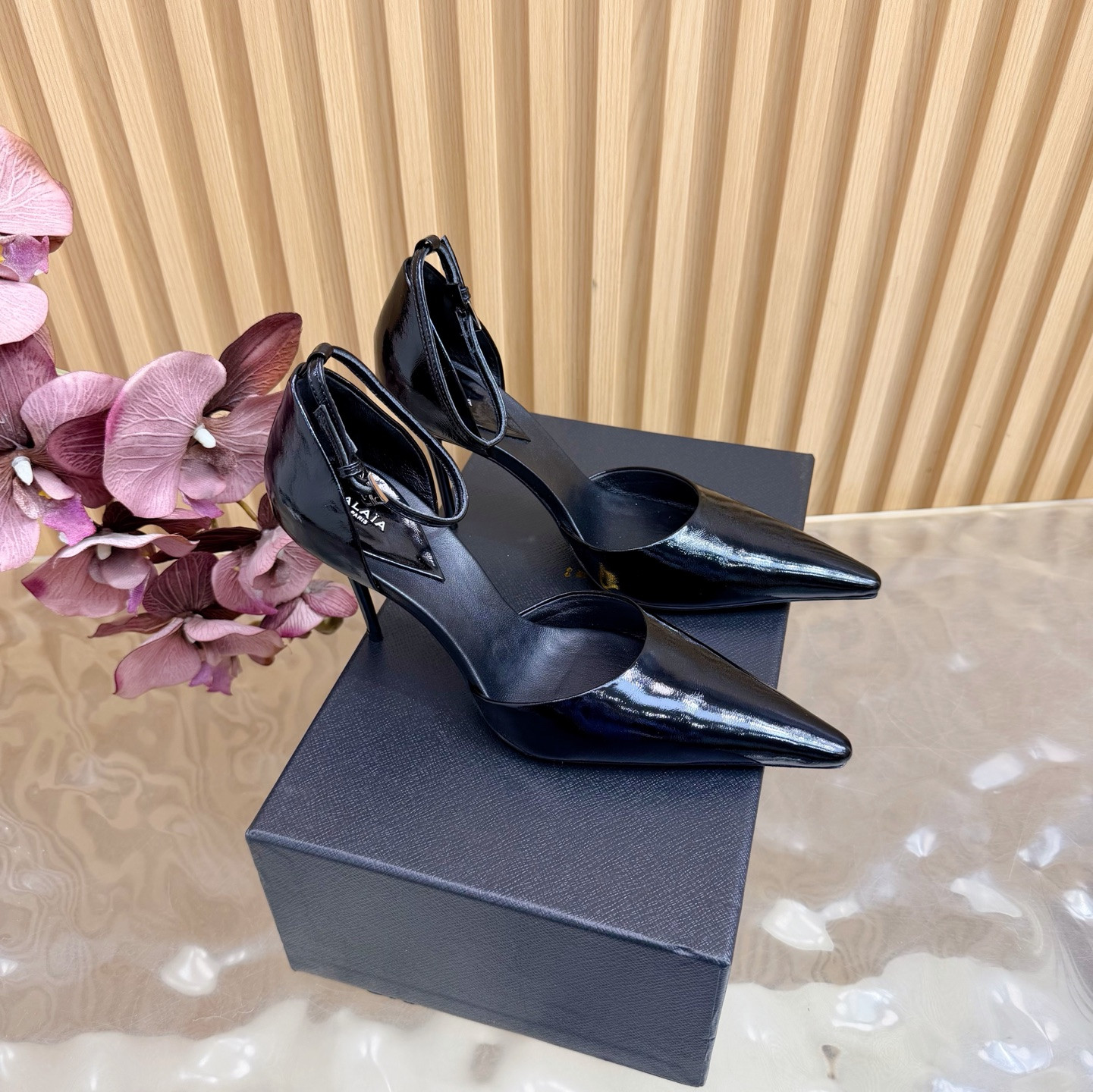 ua A1a1a drop pumps in leather 9cm heel