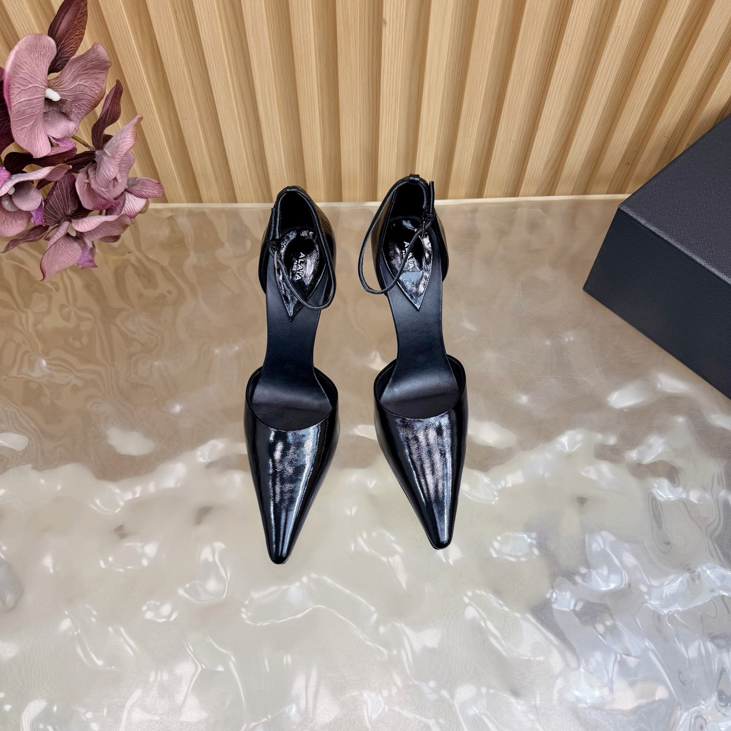 ua A1a1a drop pumps in leather 9cm heel