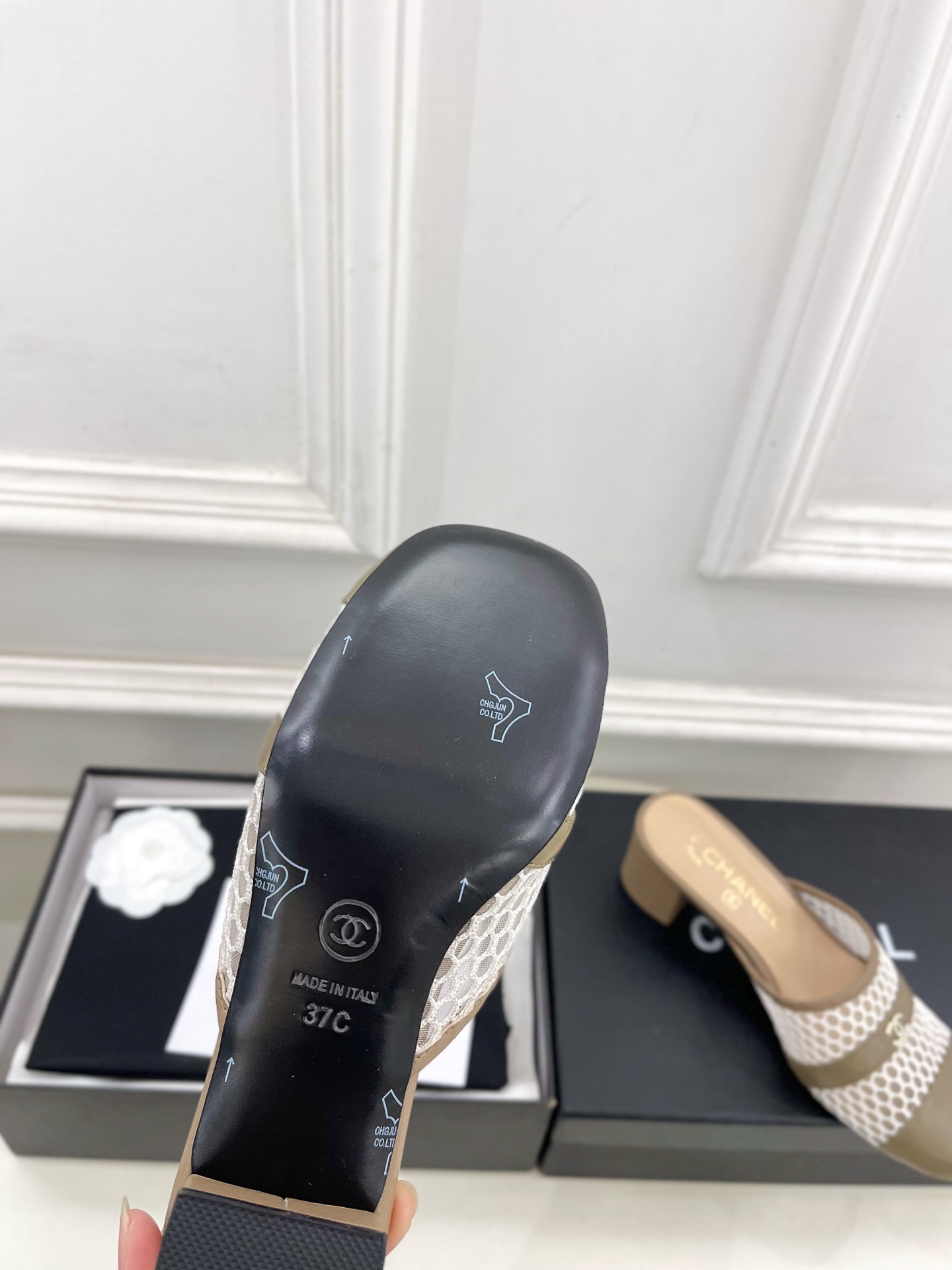 UA Chanel Mule 5.5cm Heel