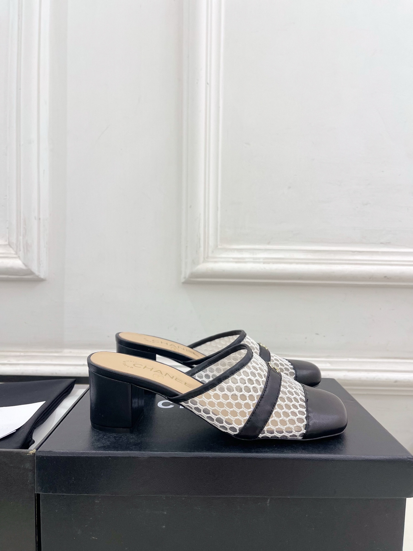 UA Chanel Mule 5.5cm Heel