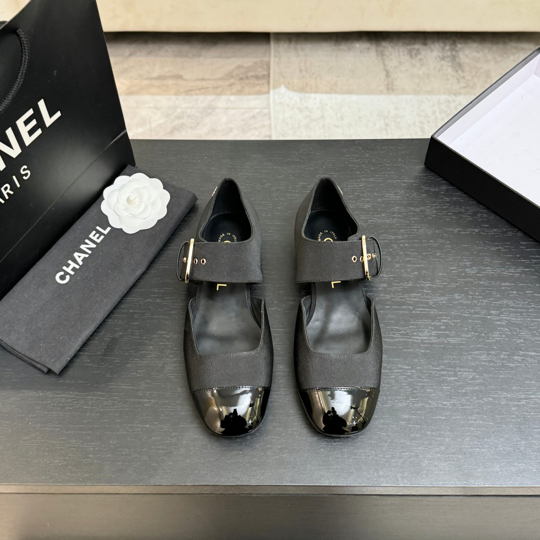 ua Ch**el mary janes
