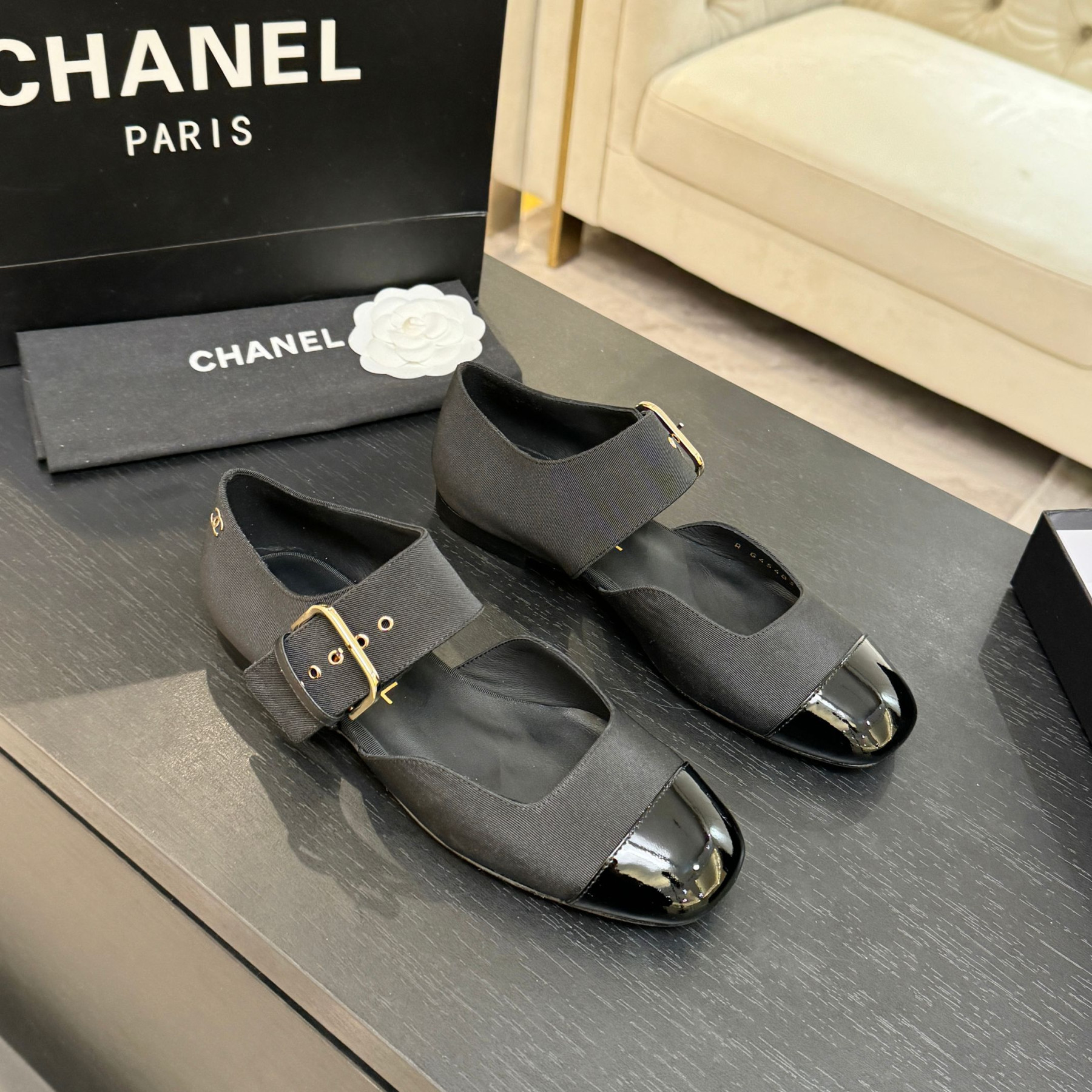ua Ch**el mary janes