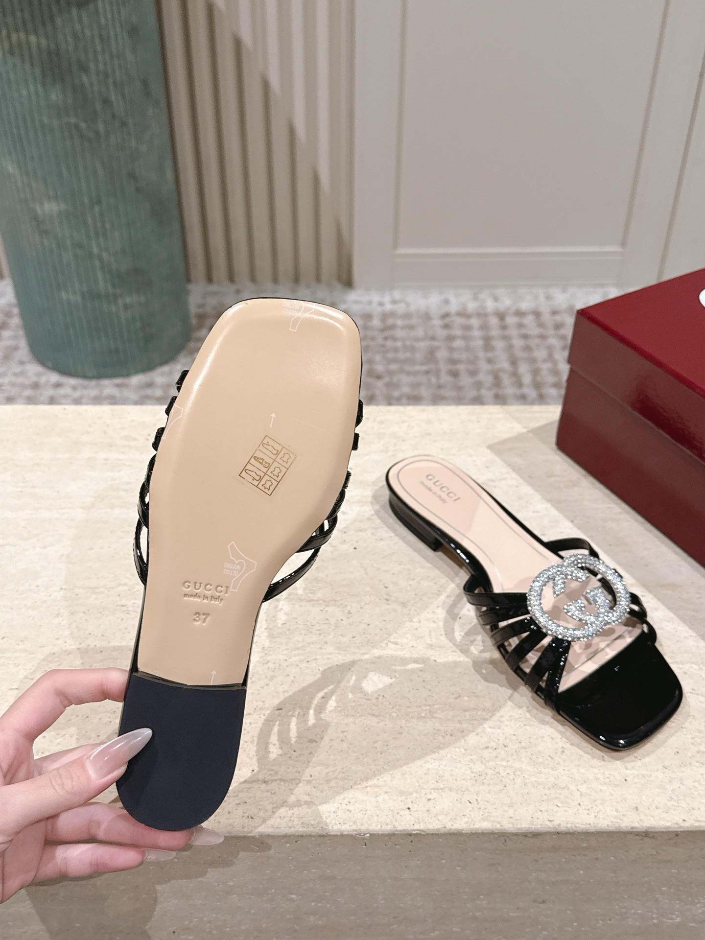 ua Gvc*1 slides