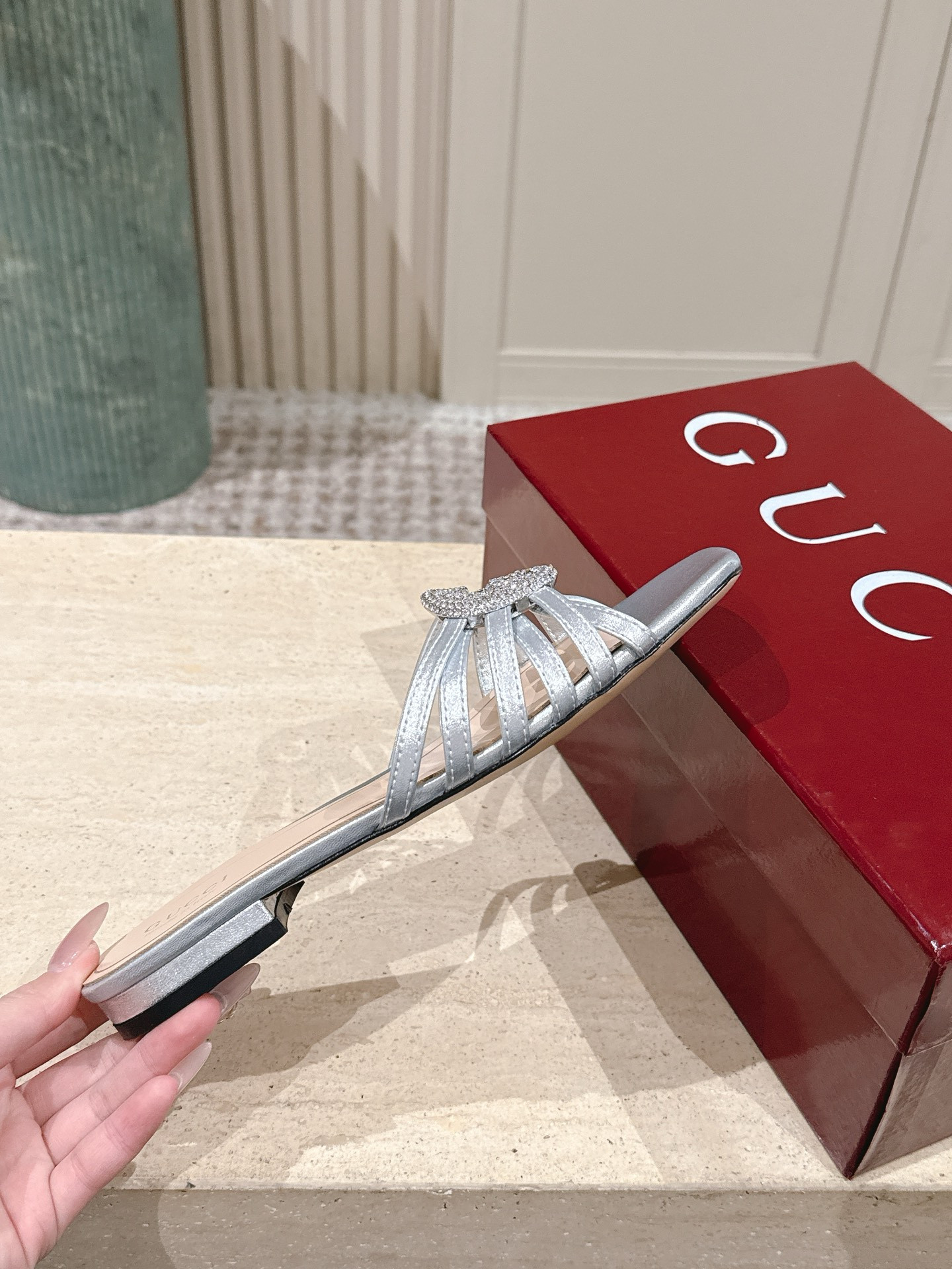 UA Gucci Slides