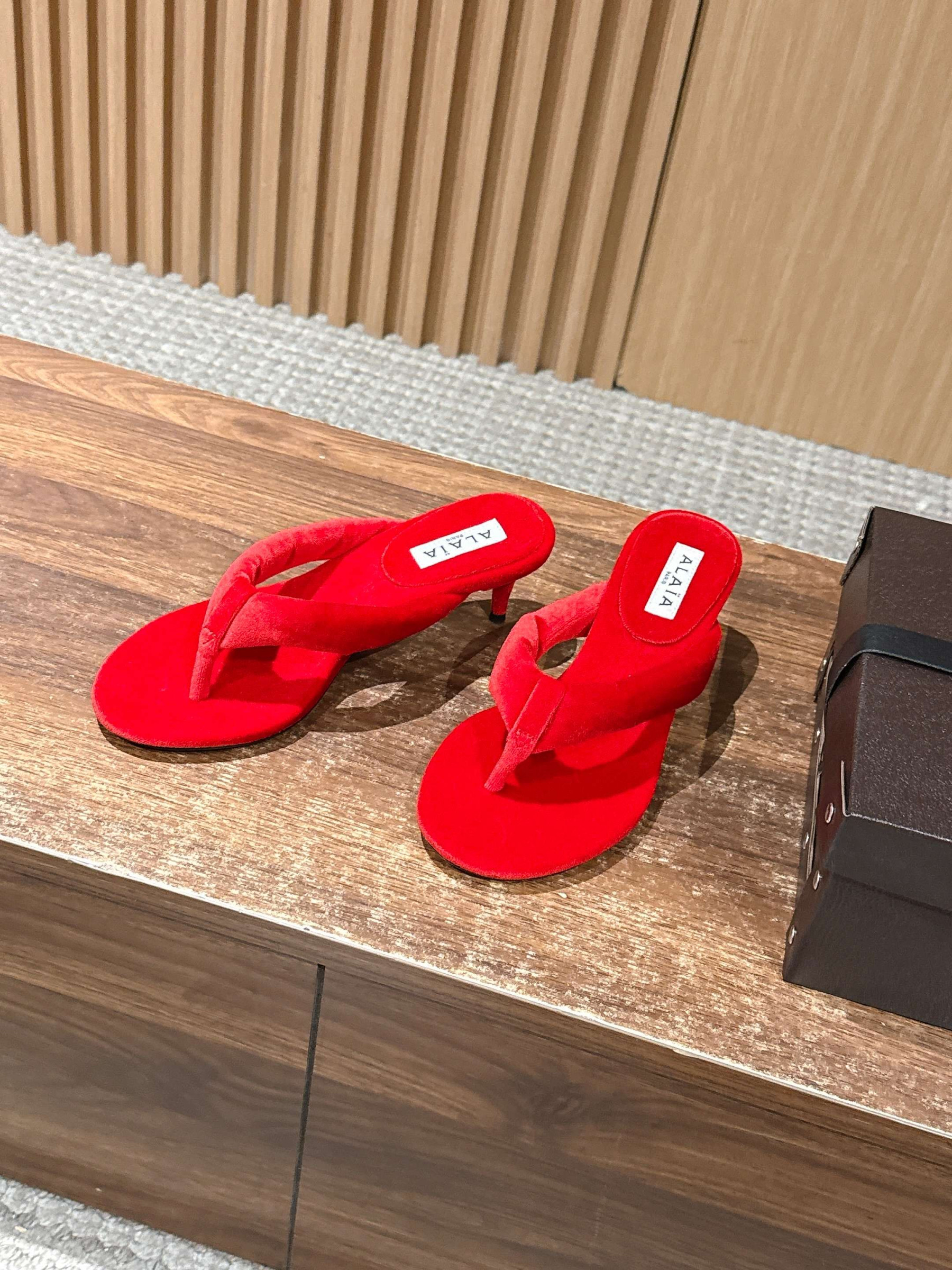 ua A1a1a heel thong mules in velvet 6.5cm