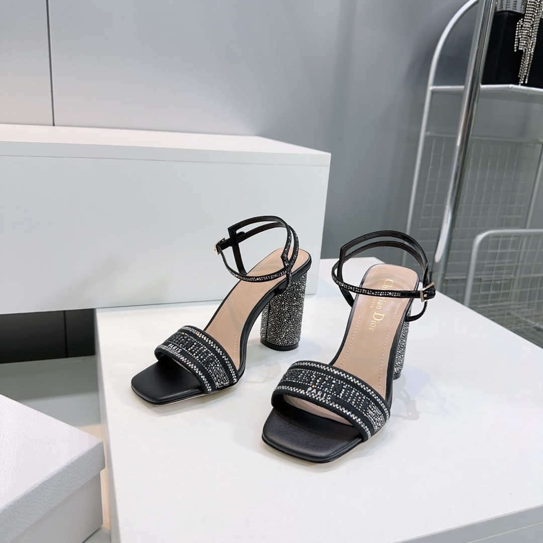 ua D10r sandal 10cm