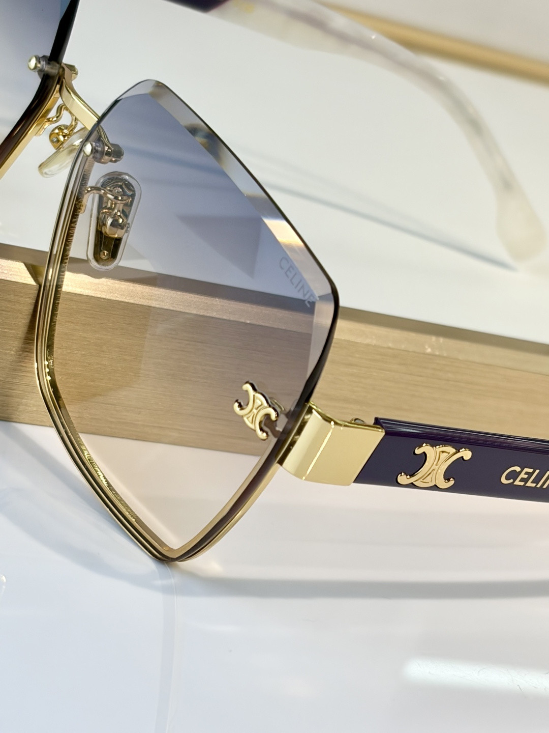 Ce1i*e glasses cl42124u 62-16-145