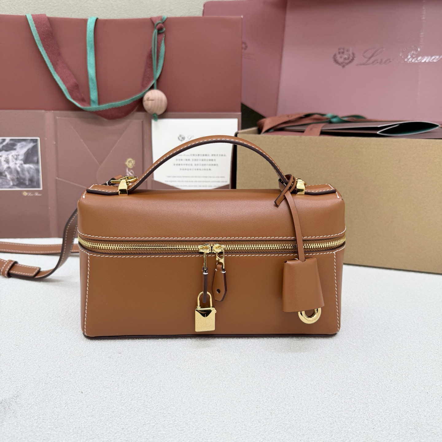 Loro Piana Extra Bag L23 23x12x7cm