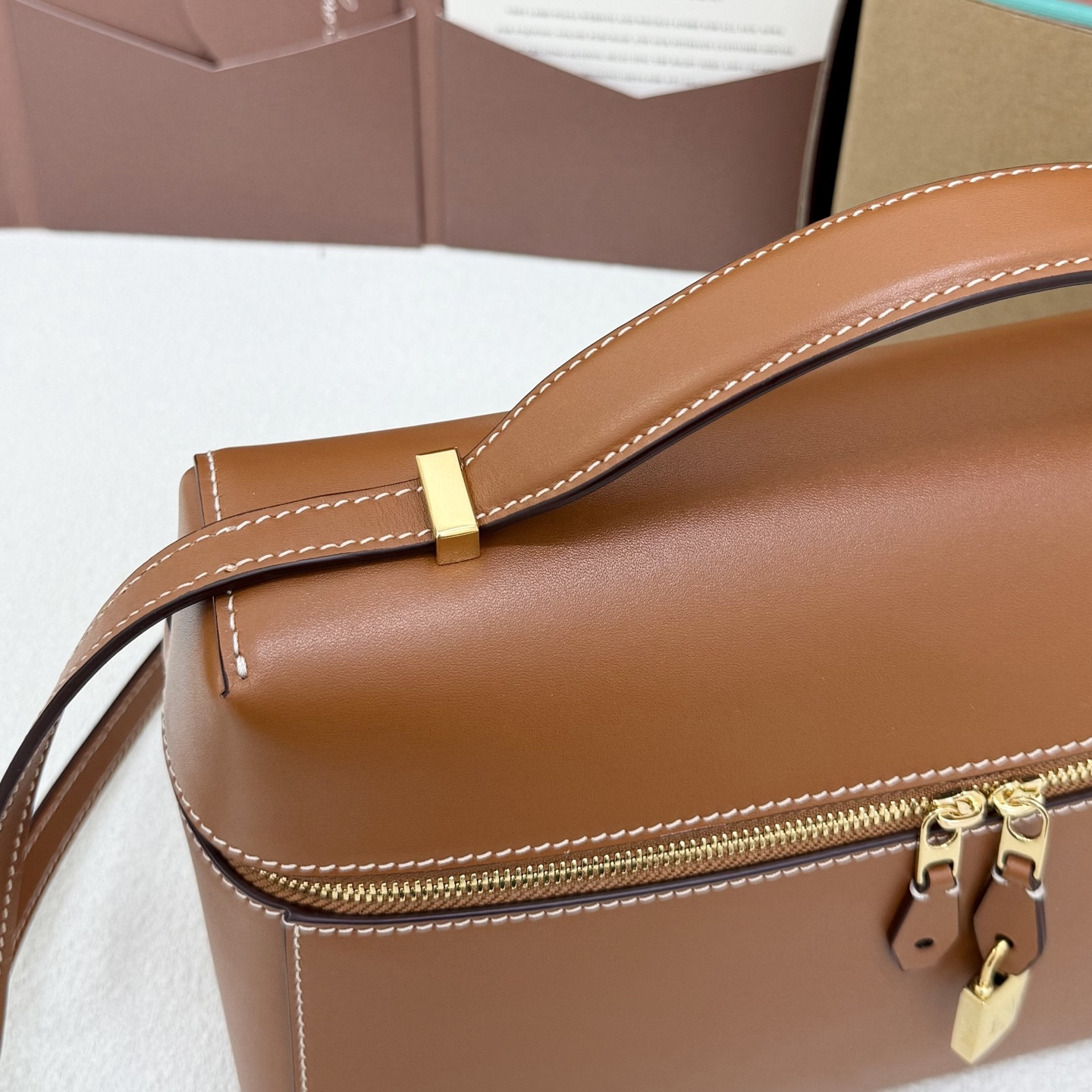 Loro Piana Extra Pocket L27 16x27x10cm