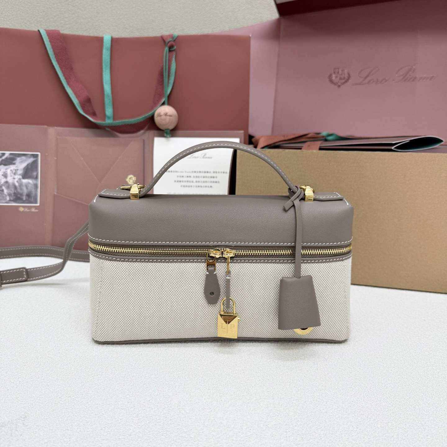 Loro Piana Extra Bag L23 23x12x7cm