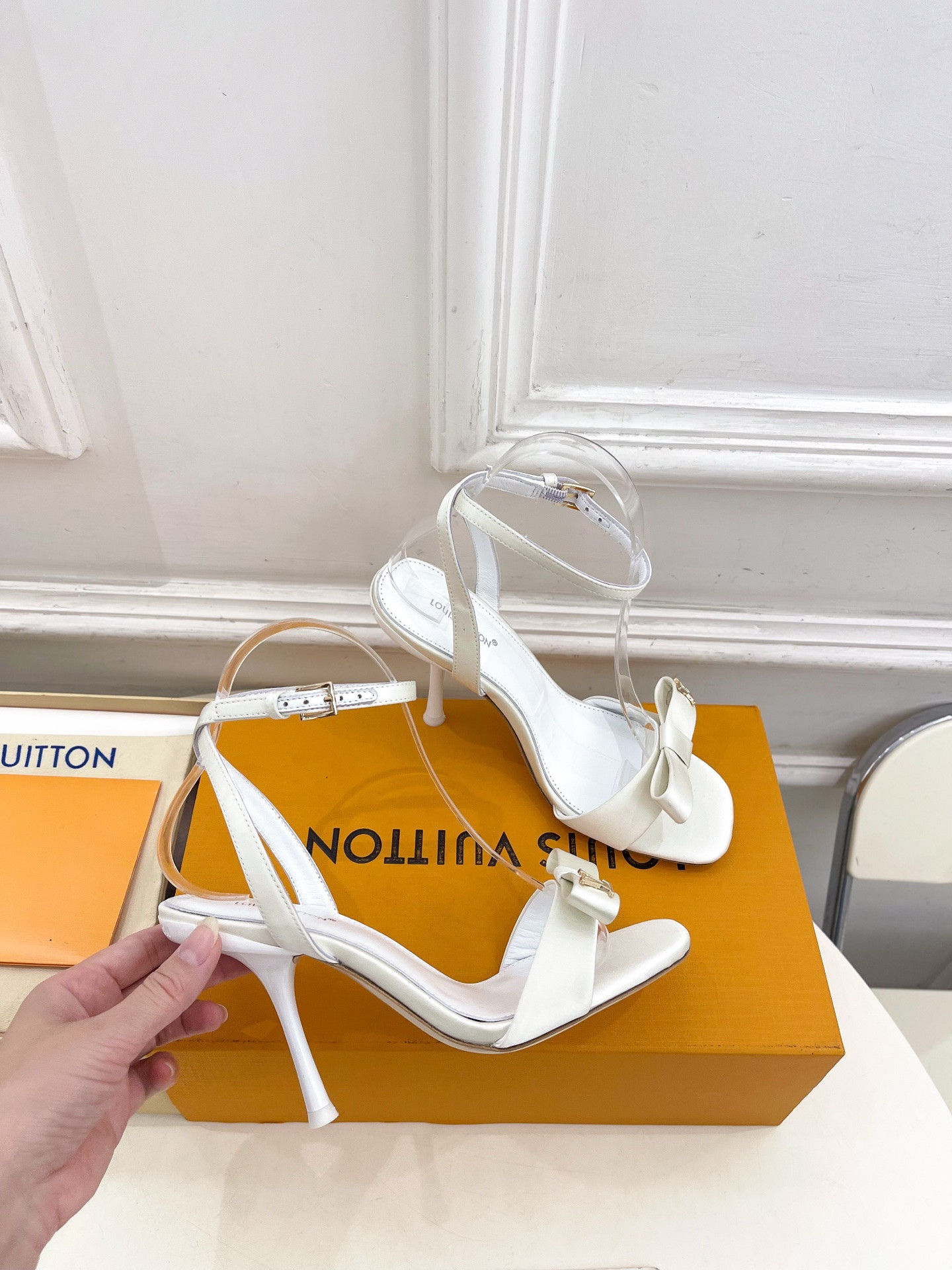 UA LV 6AM Sandal 9.5cm Heel
