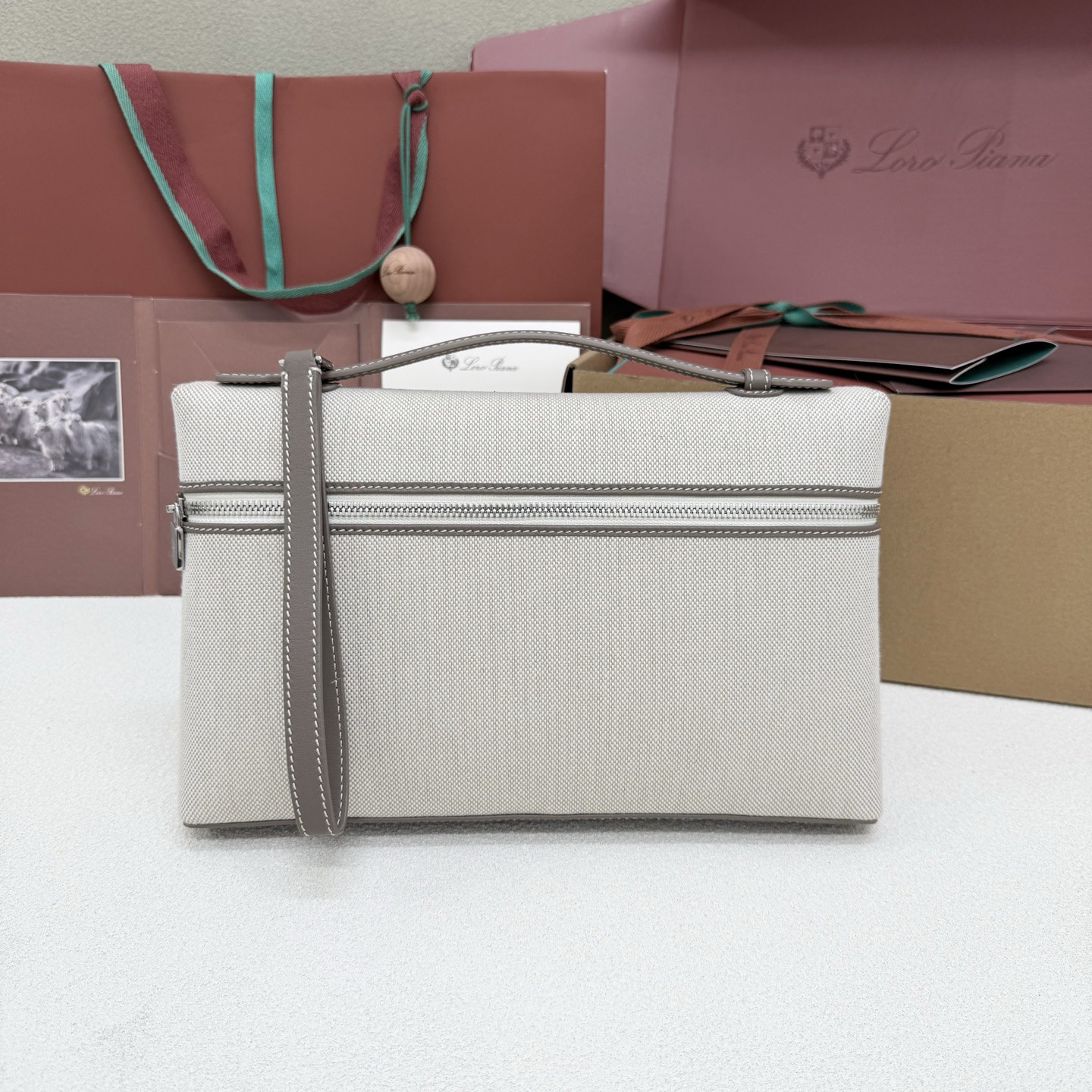 Loro Piana Extra pouch L29 29x18x5cm