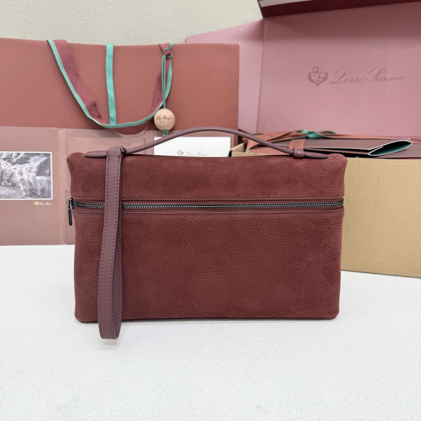 Loro Piana Extra pouch L29 29x18x5cm