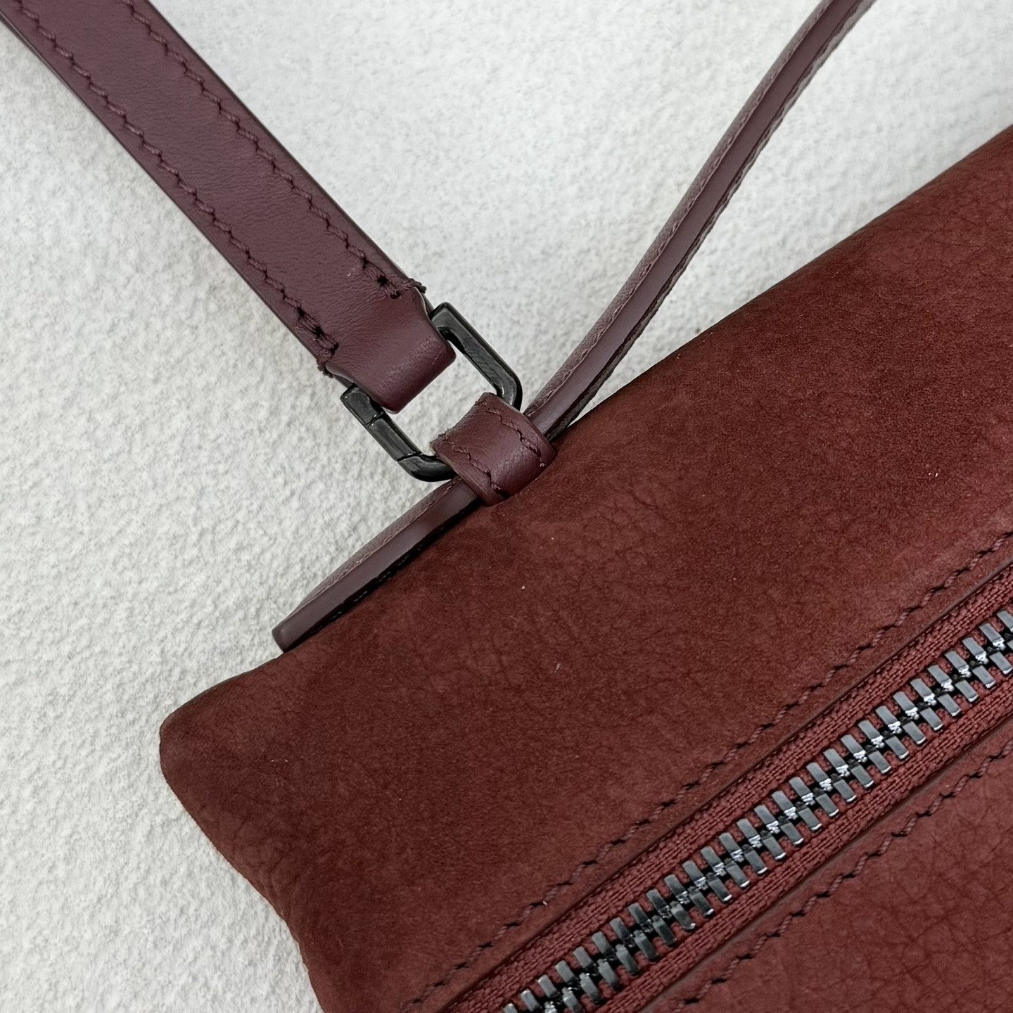 Loro Piana Extra pouch L29 29x18x5cm