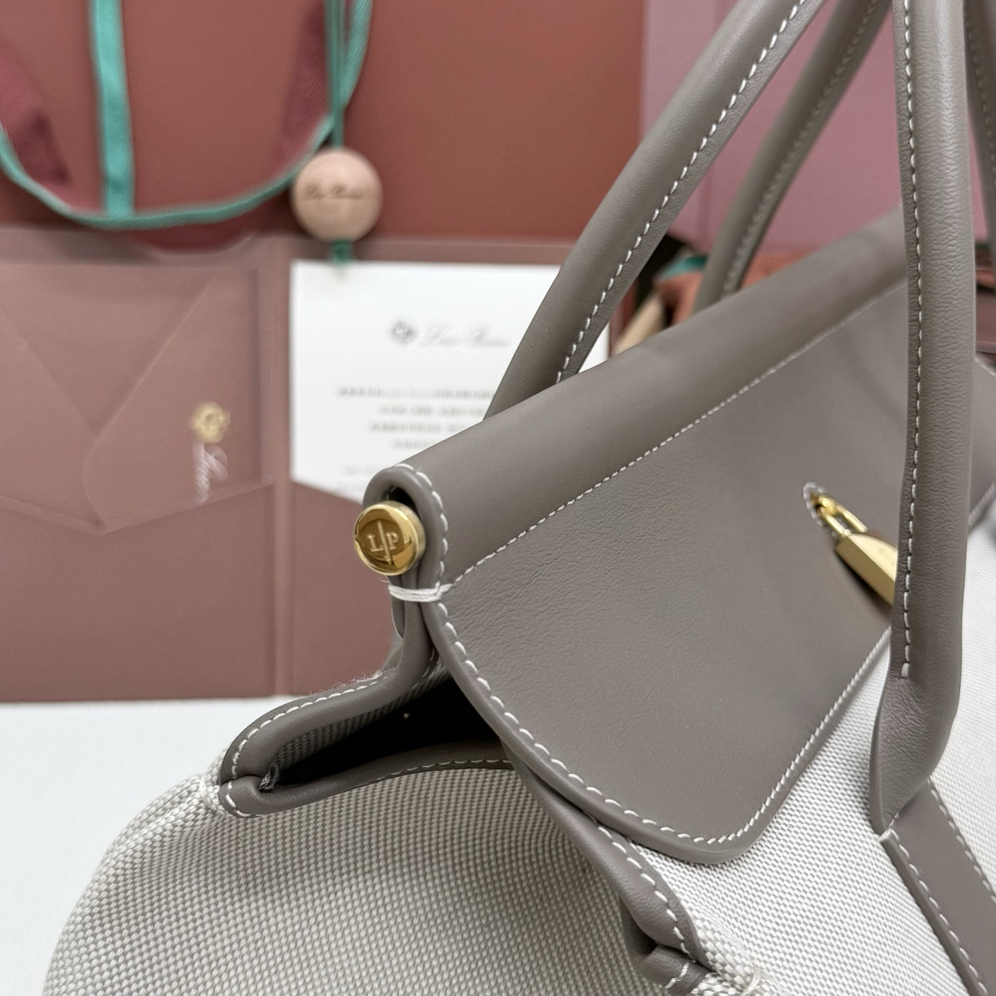 Loro Piana Loom Bag L32 Grained Calfskin 33 x 23 x 18 cm
