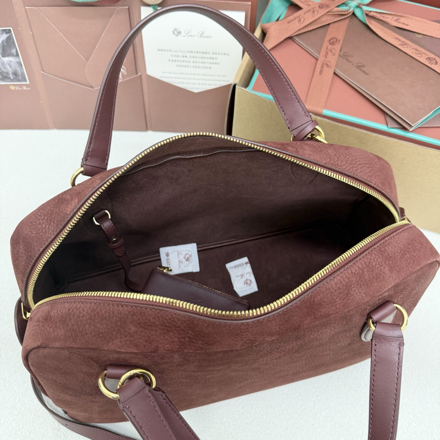 Loro Piana Needle 38x22x16cm