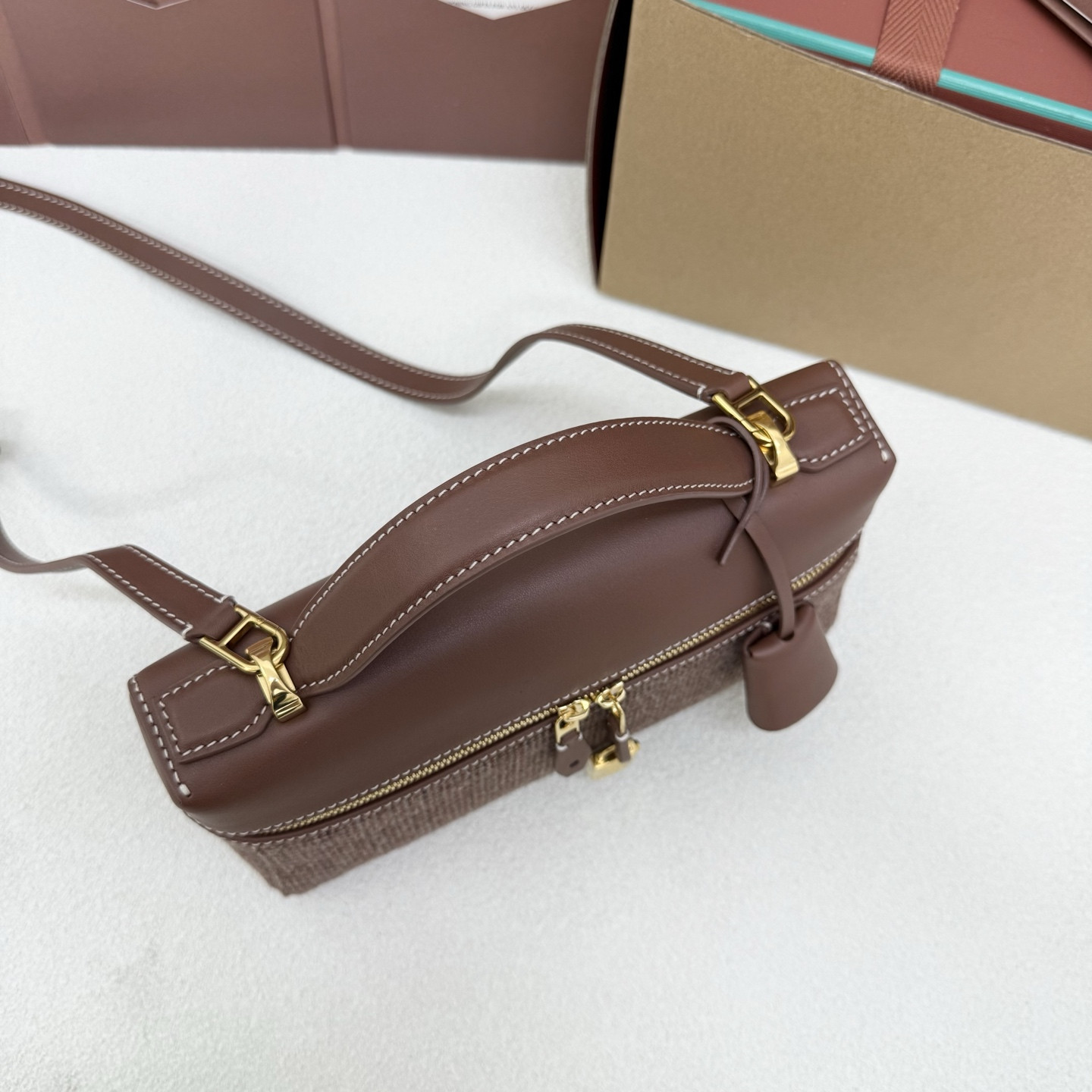 Loro Piana Extra Bag L23 23x12x7cm