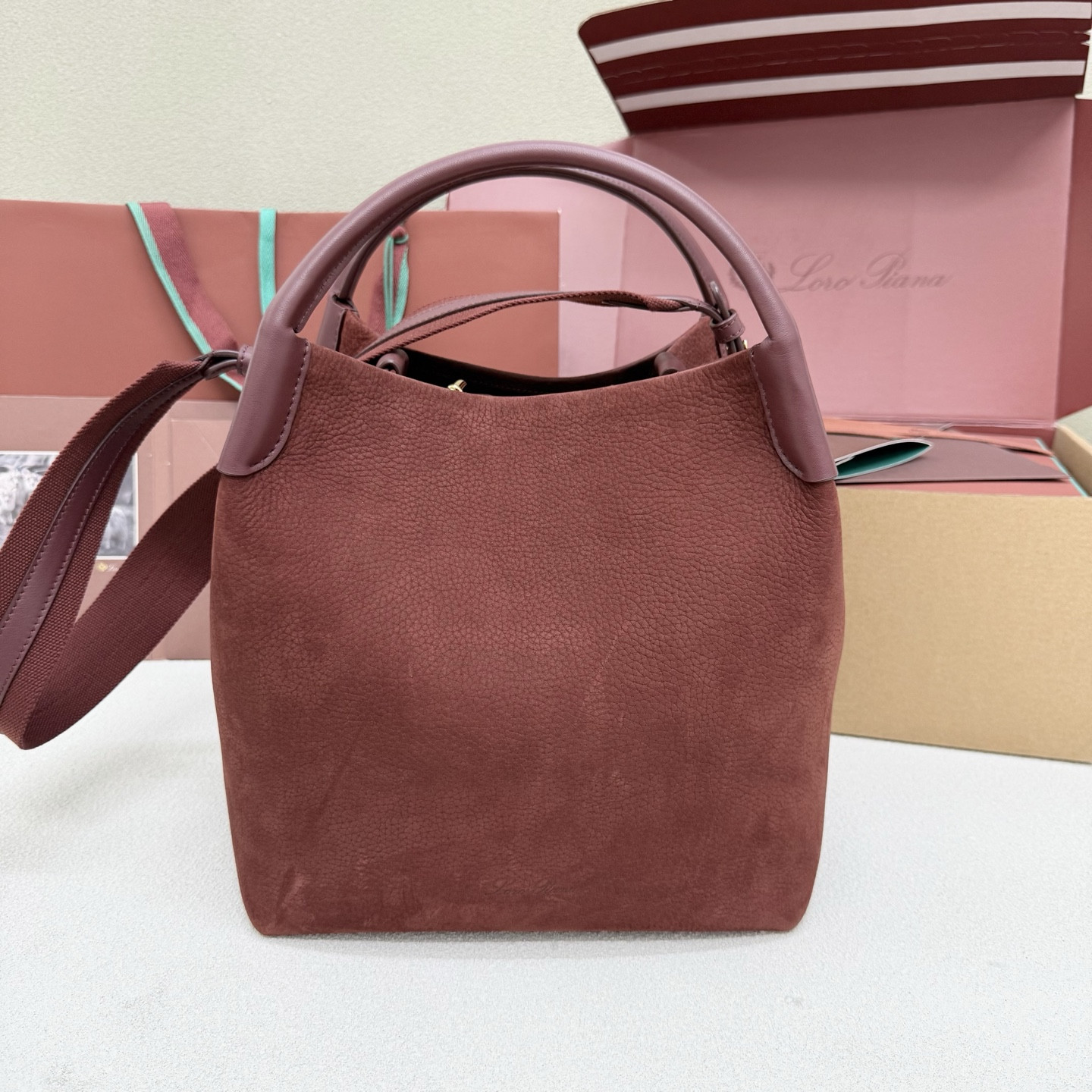 Loro Piana Large Bale Bag 28x36x22cm