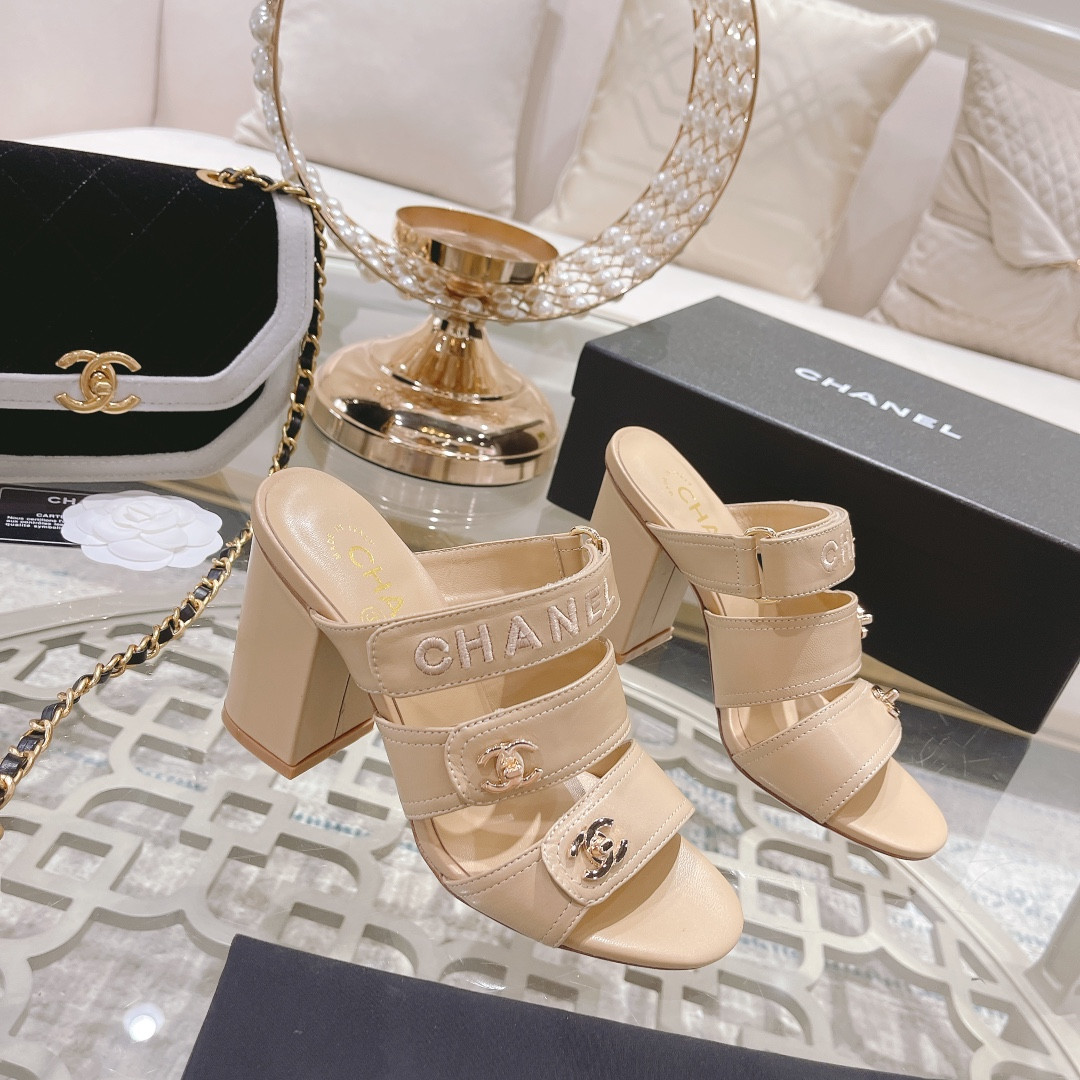 UA Chanel SANDAL