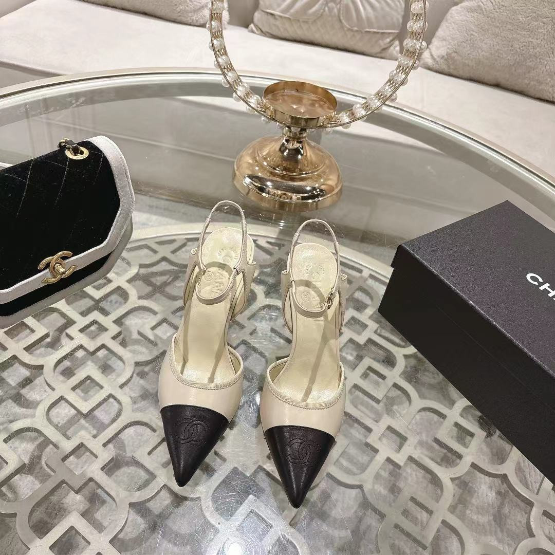 ua Ch**el slingbacks