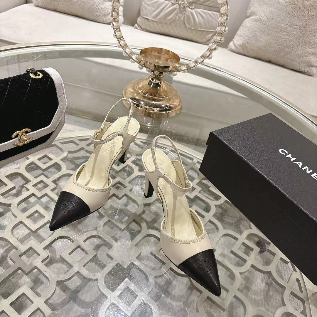 ua Ch**el slingbacks