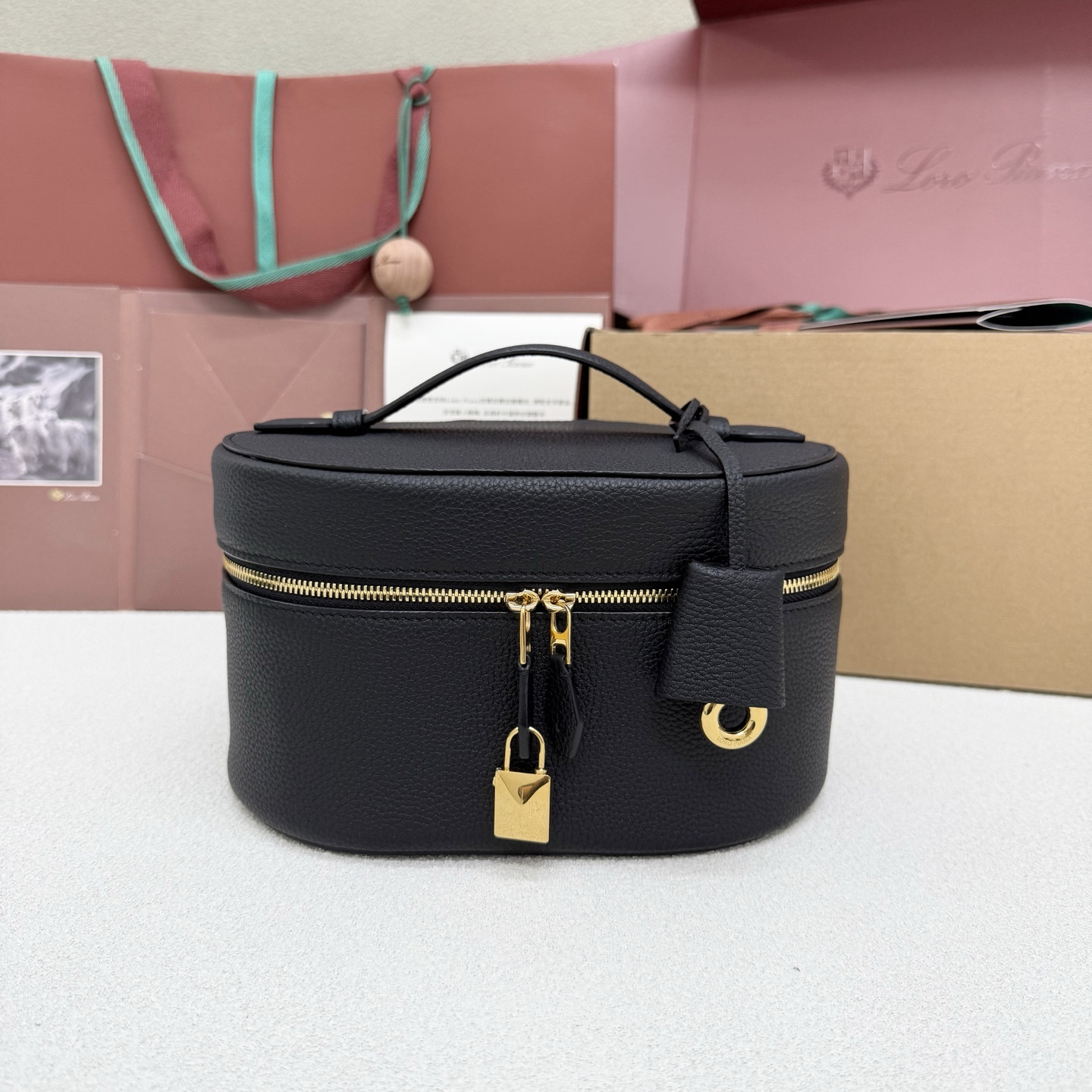 Loro Piana Extra Vanity Case 21x15x12cm