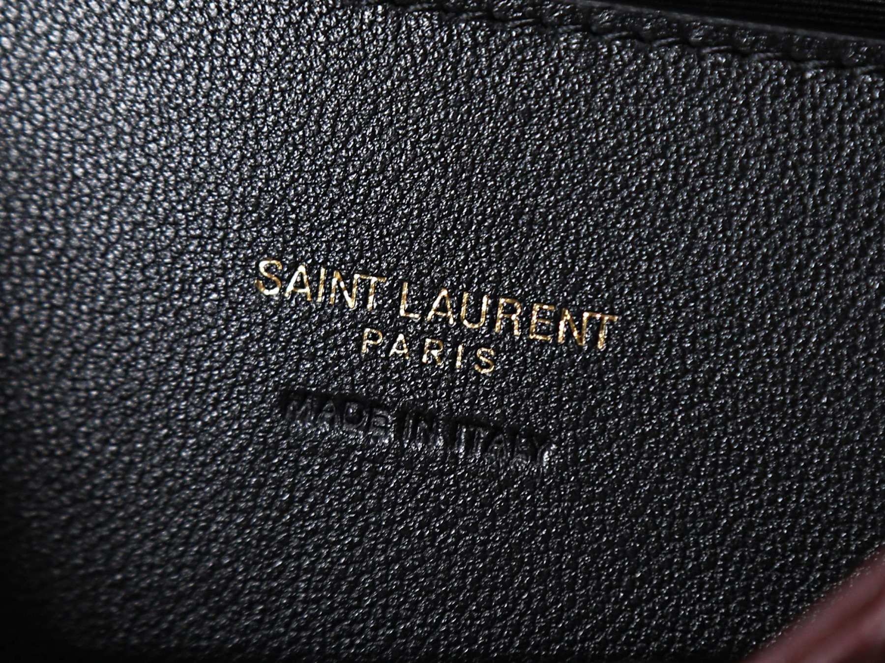 YSL LOULOU toy crossbody in MATELASSÉ lambskin 21x14x5cm