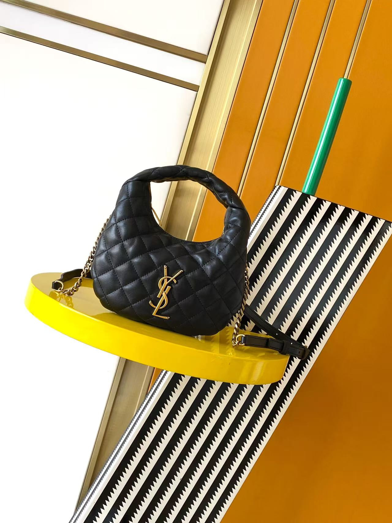 YSL ICARINO mini in quilted nappa 19x12x5cm